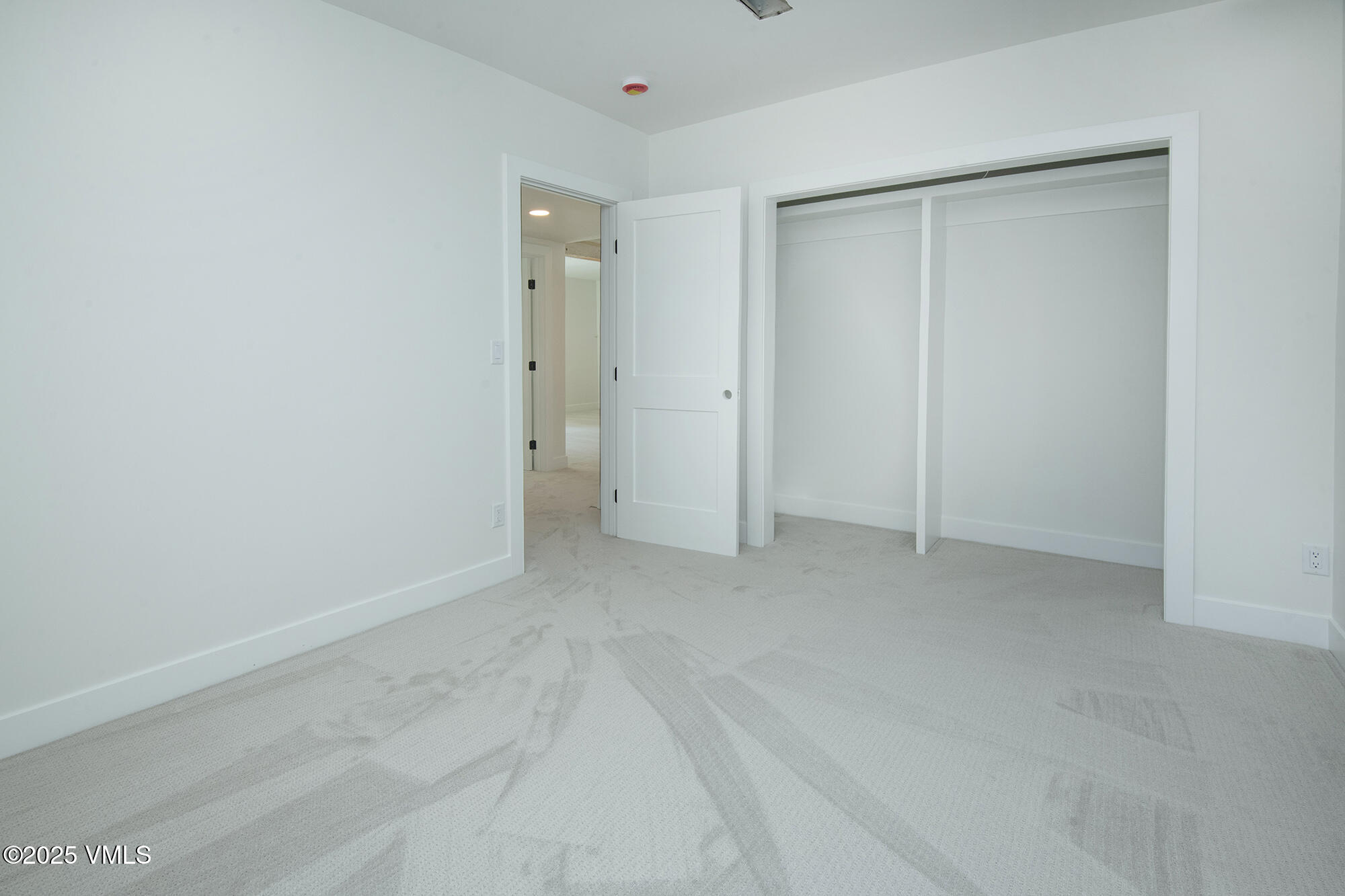 43 Meile Lane, A