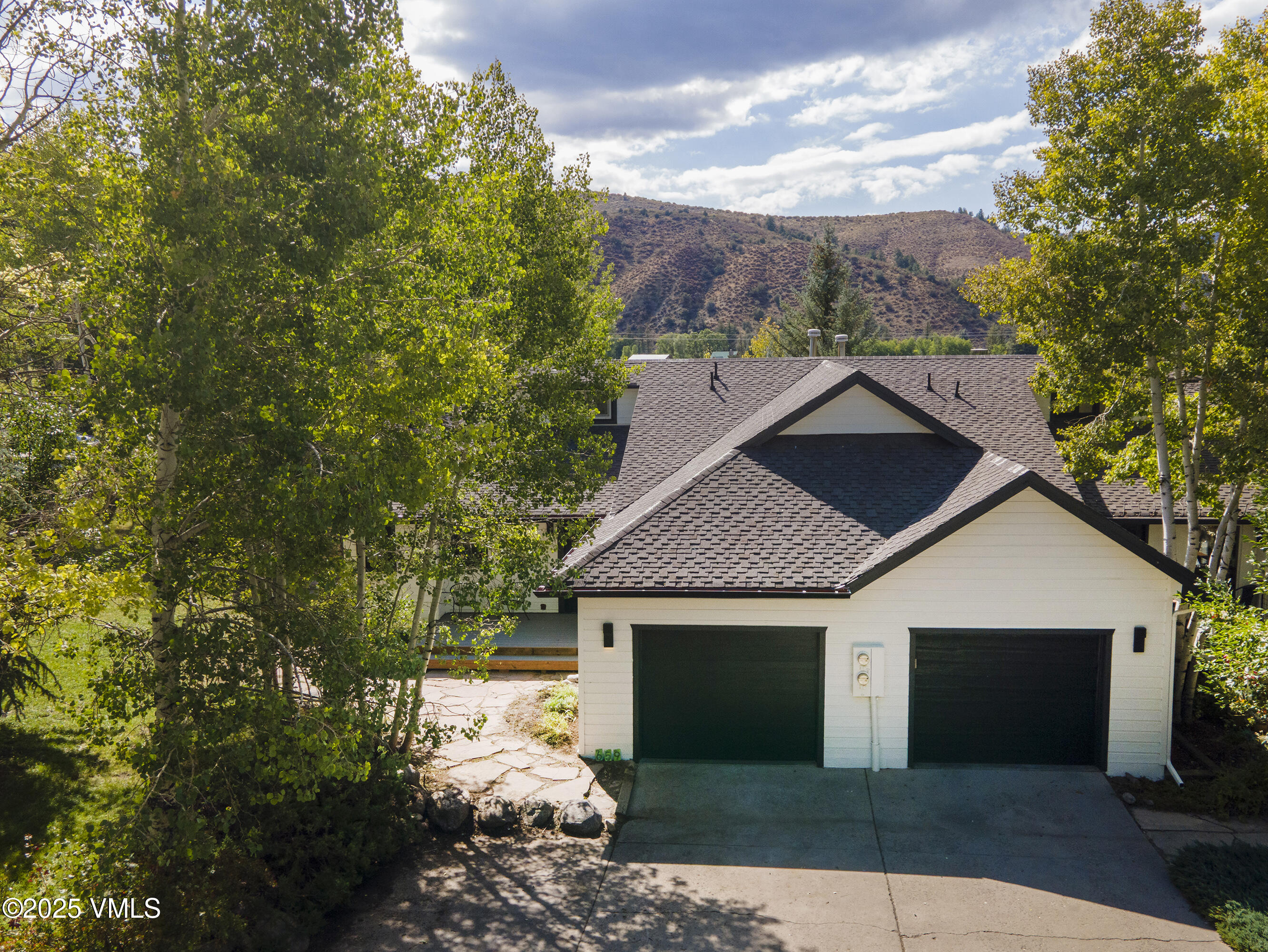 43 Meile Lane, A