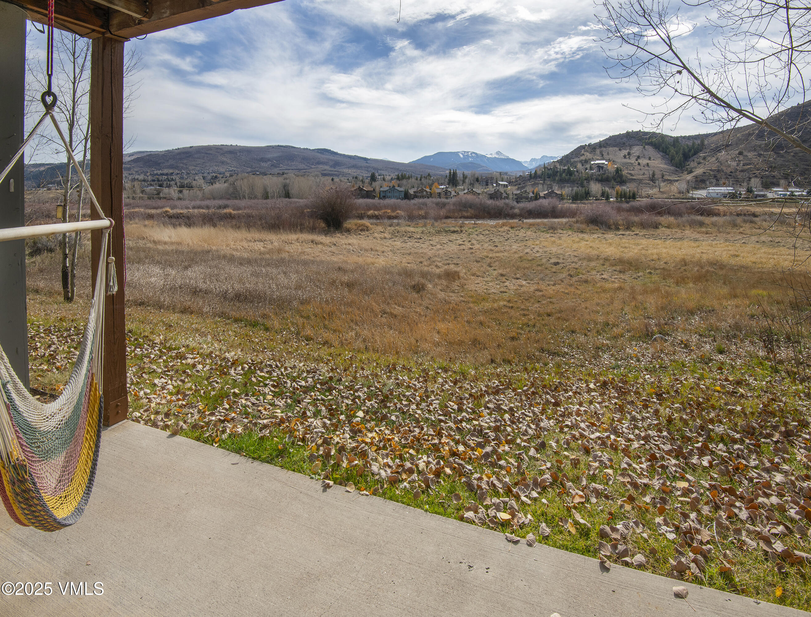 1502 Crazy Horse Circle, 1502