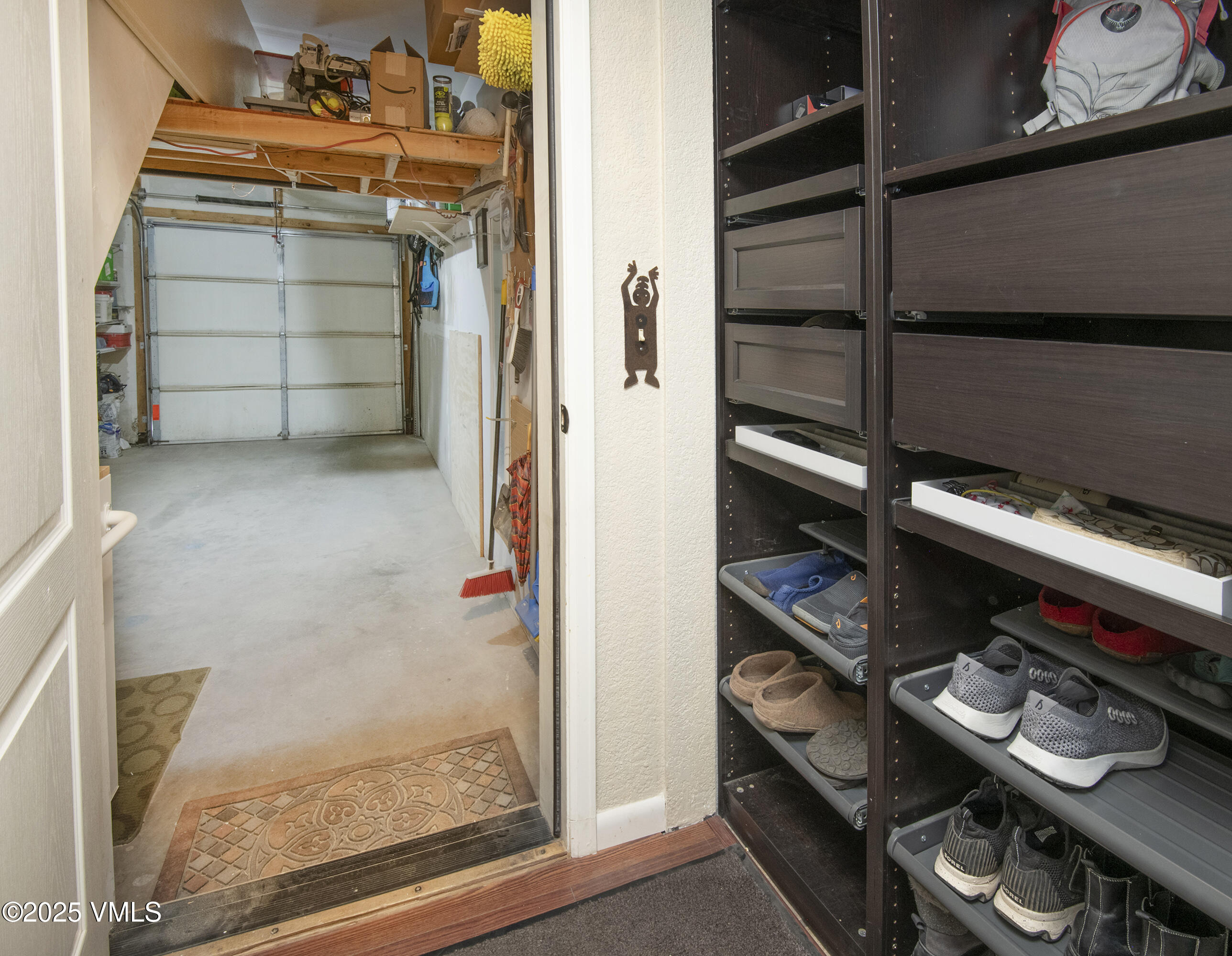 1502 Crazy Horse Circle, 1502