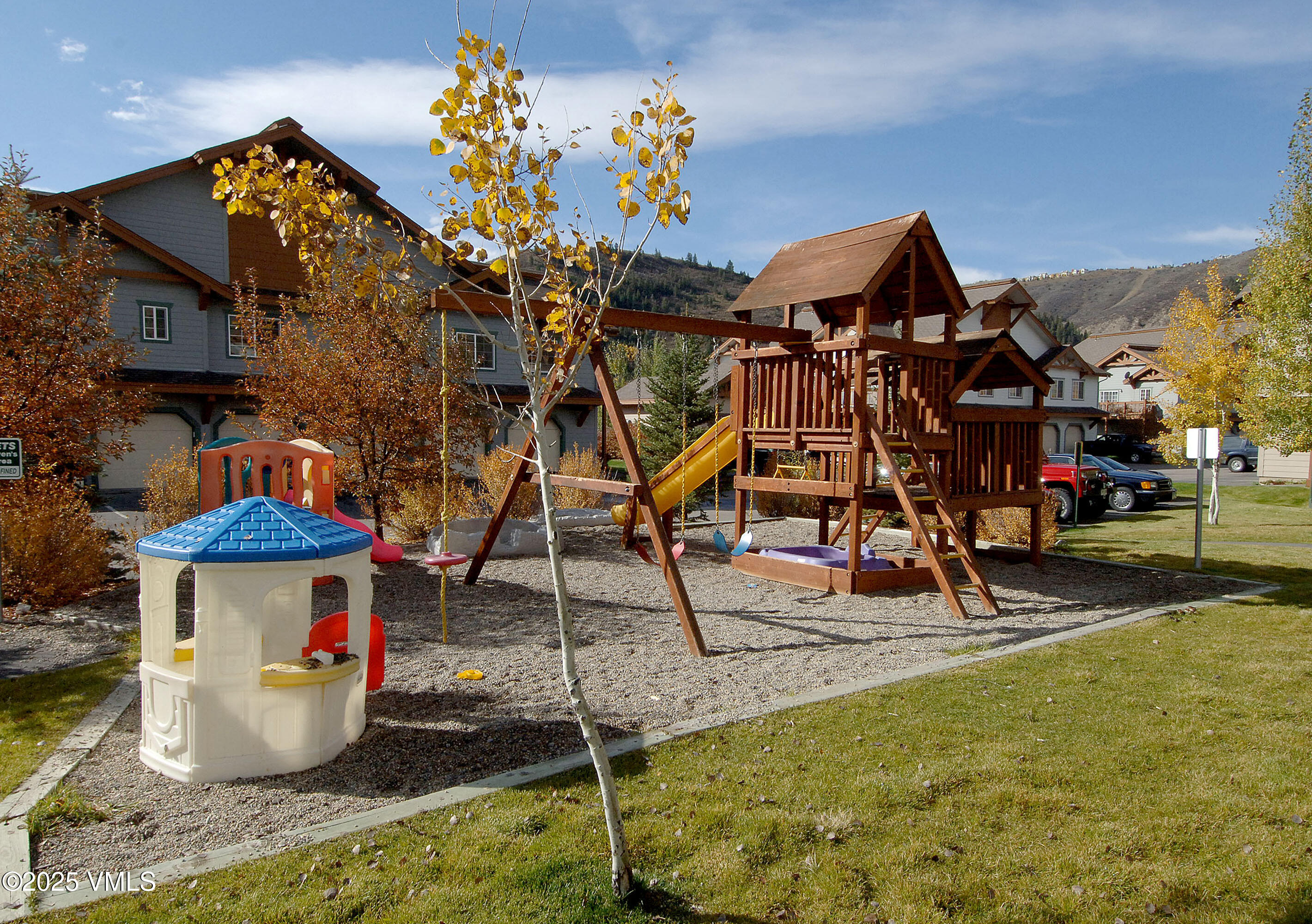 1502 Crazy Horse Circle, 1502