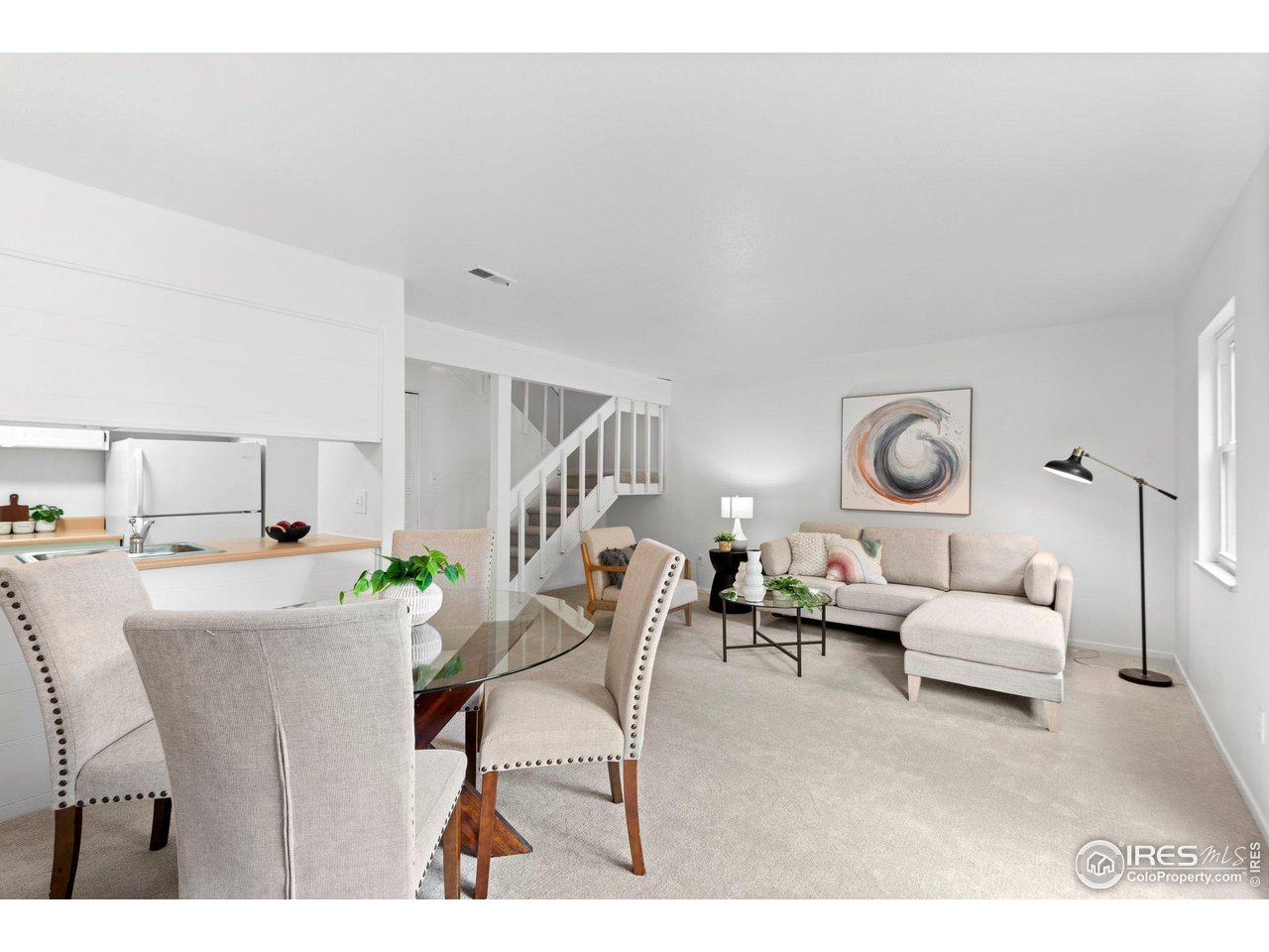 1111 Maxwell Ave 235