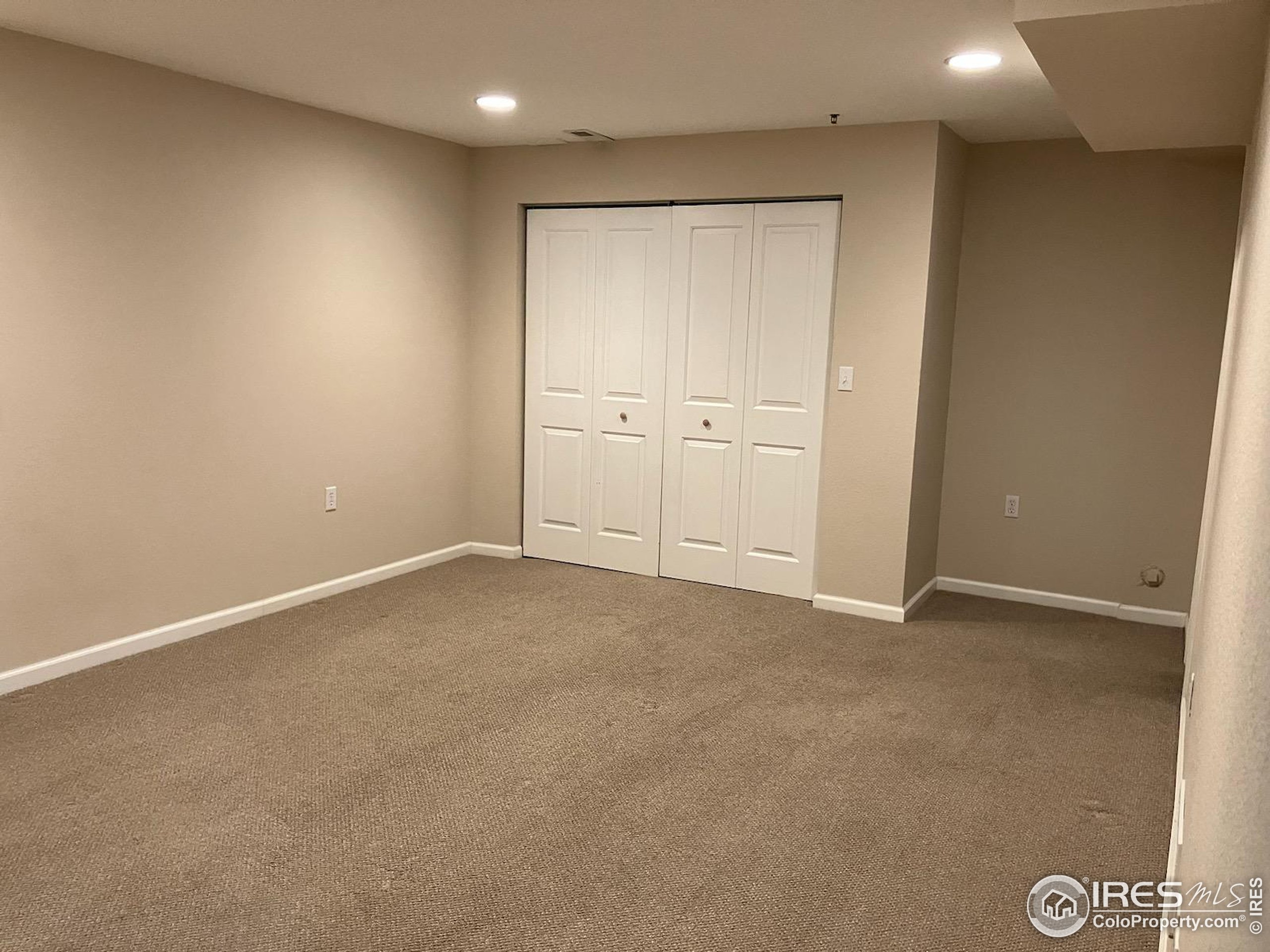 1601 Great Western Dr L-8