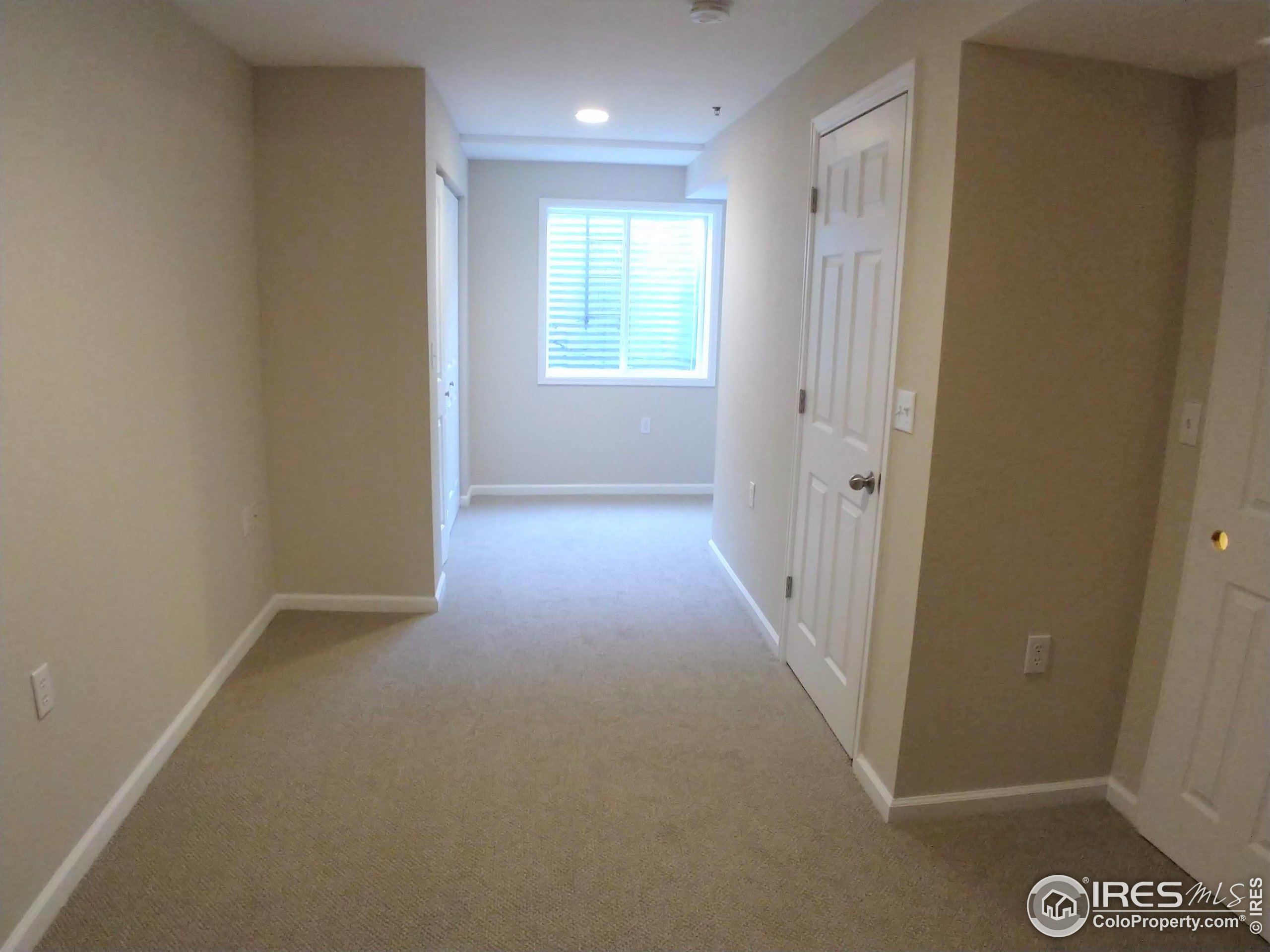 1601 Great Western Dr L-8