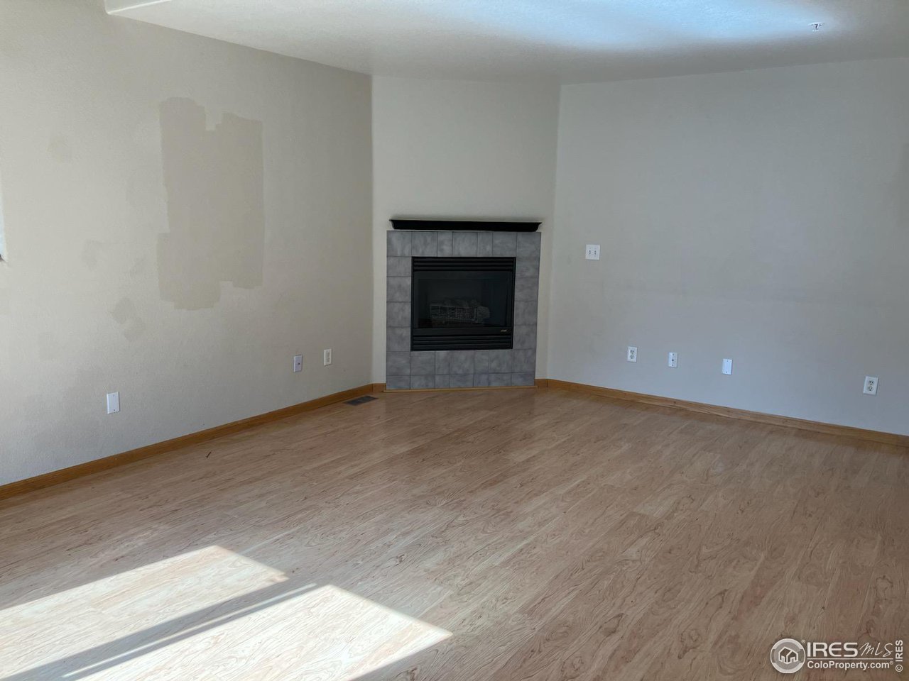 1601 Great Western Dr L-8