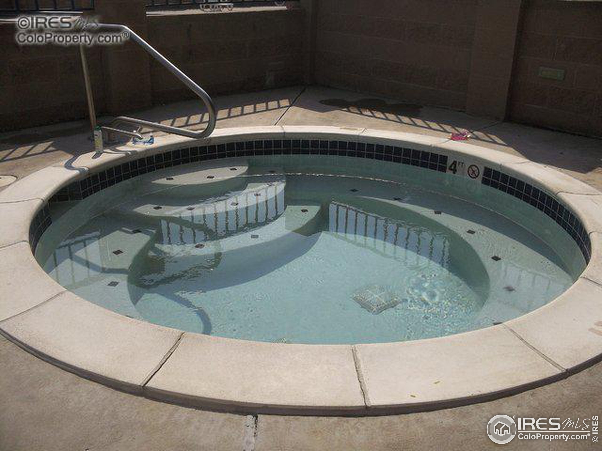 1601 Great Western Dr L-8