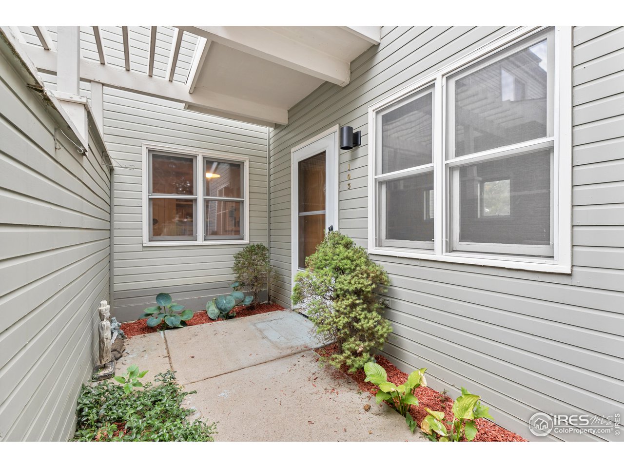 3103 29th St 103