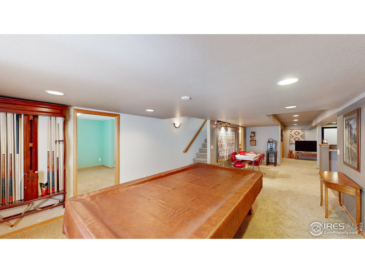 1382 Ridge Ct