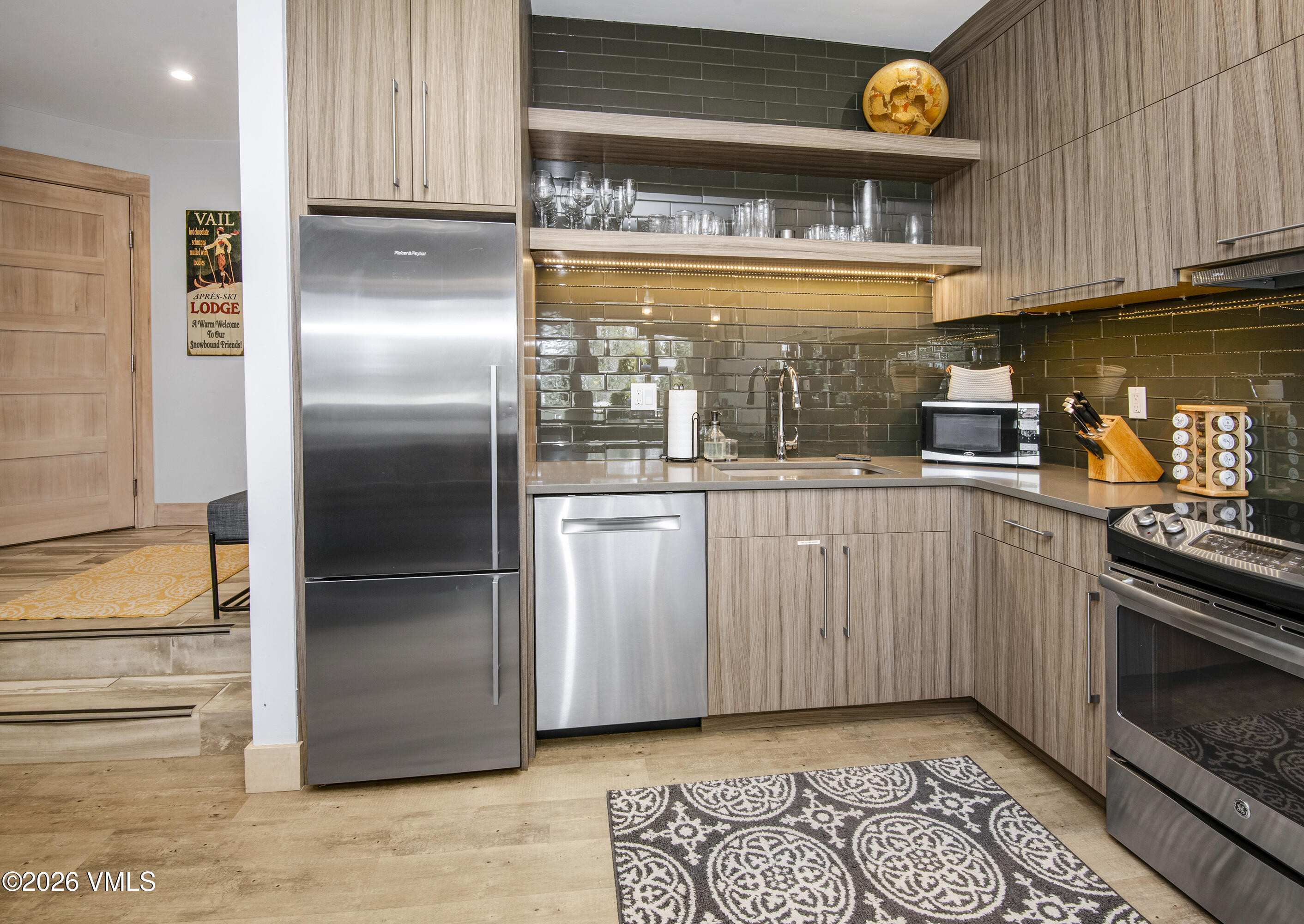 4192 Spruce 109-A