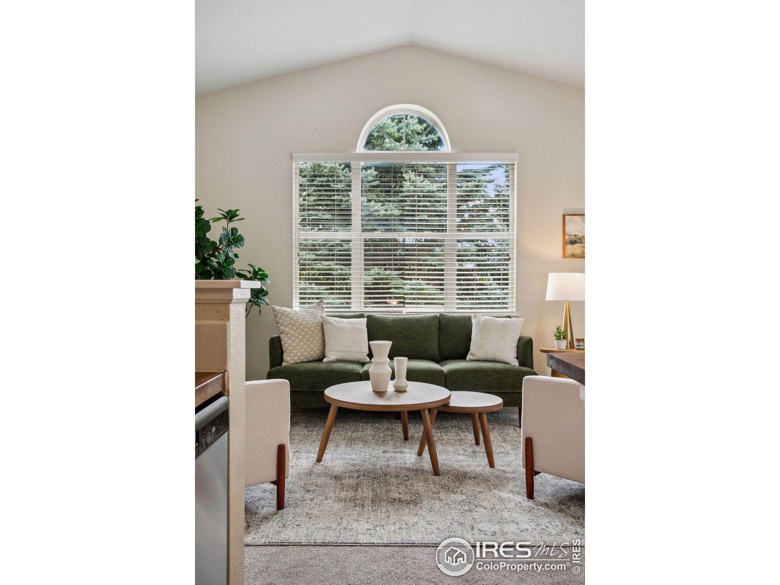 635 Gooseberry Dr 2003