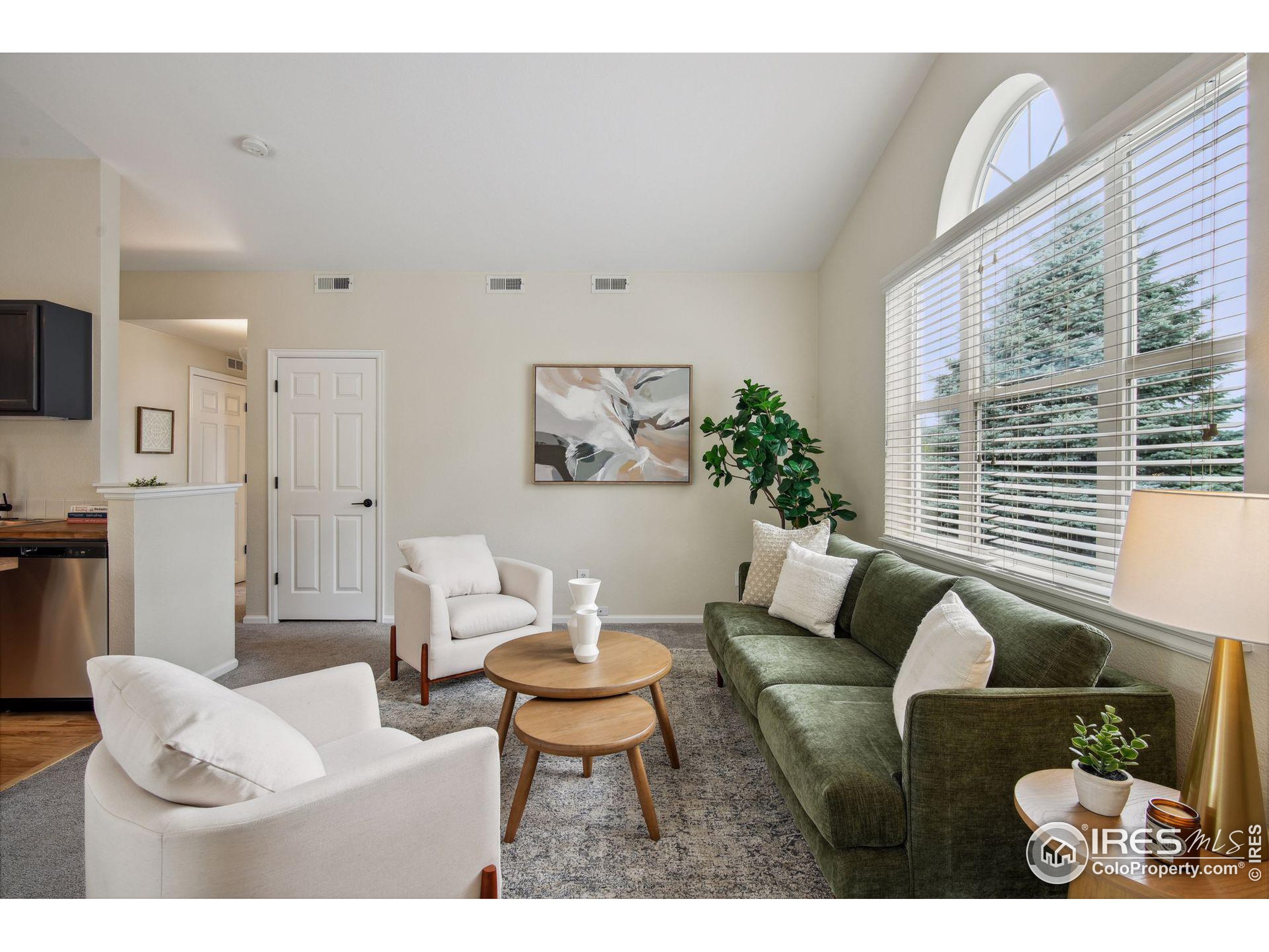 635 Gooseberry Dr 2003