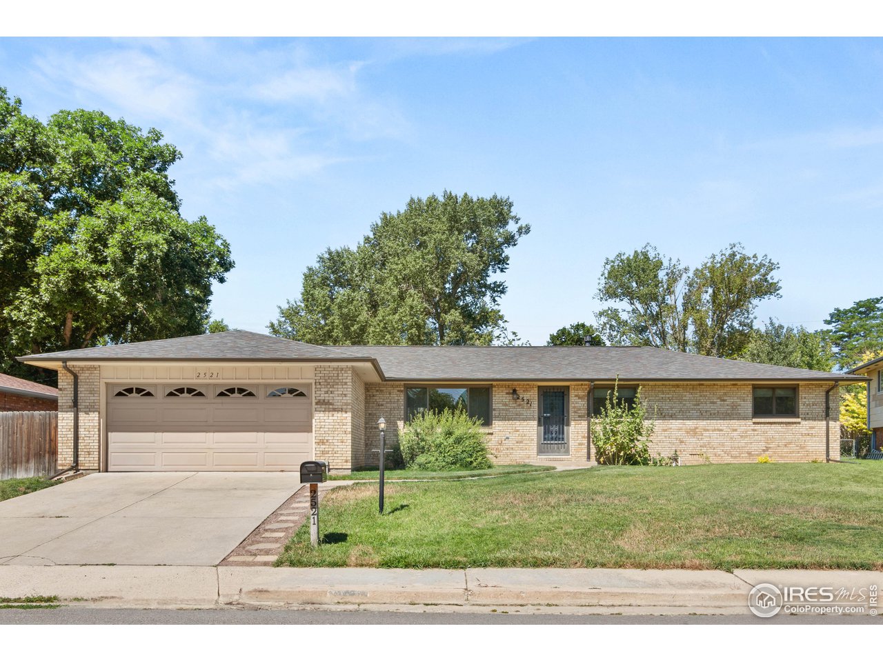 2521 Fairplay Dr