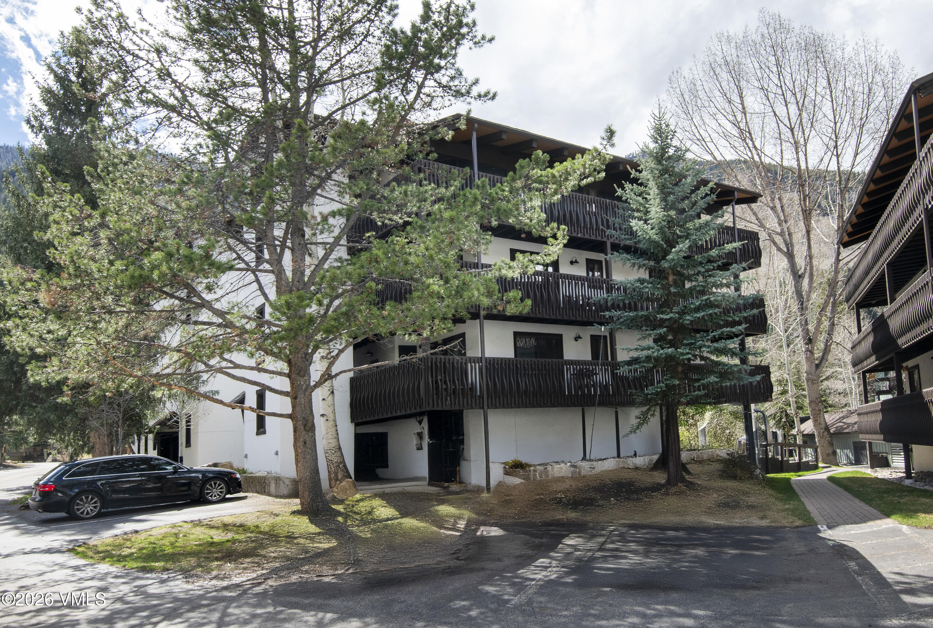 4680 Vail Racquet Club Drive Unit: 14-20