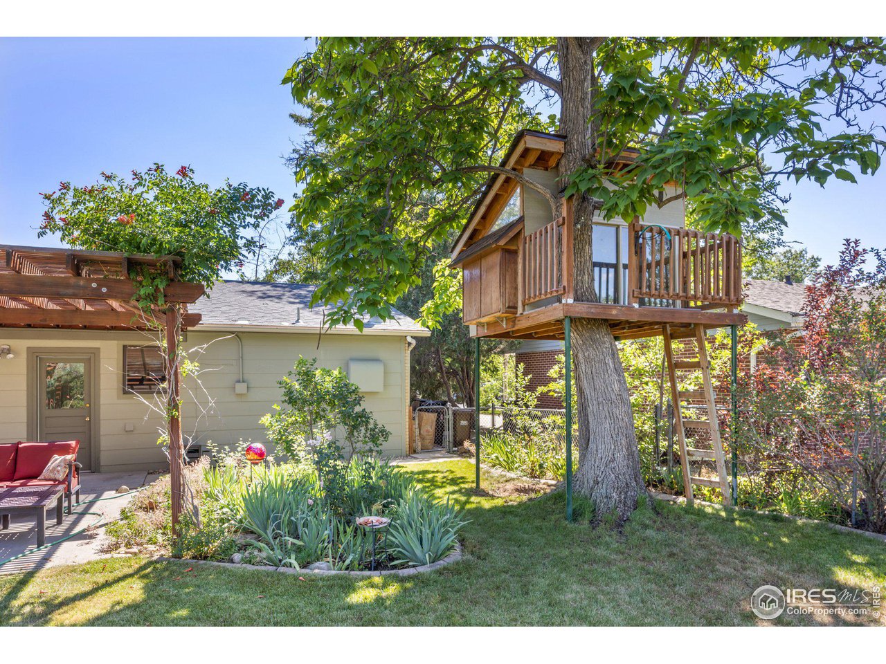 861 Cypress Dr