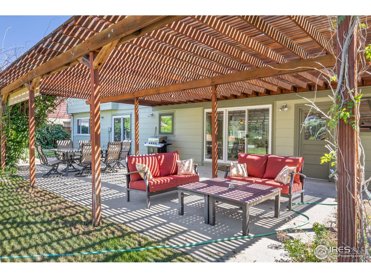 861 Cypress Dr