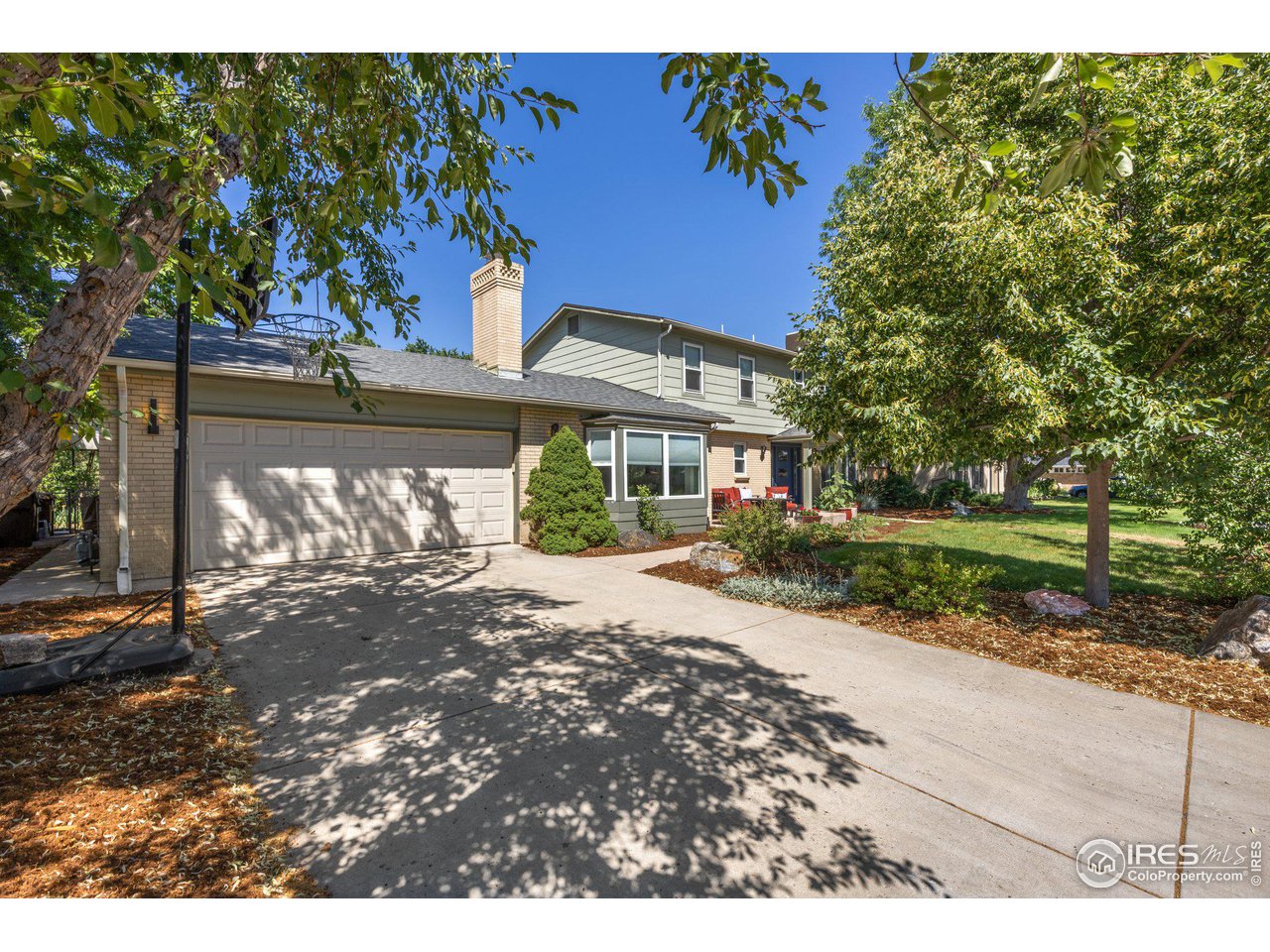 861 Cypress Dr