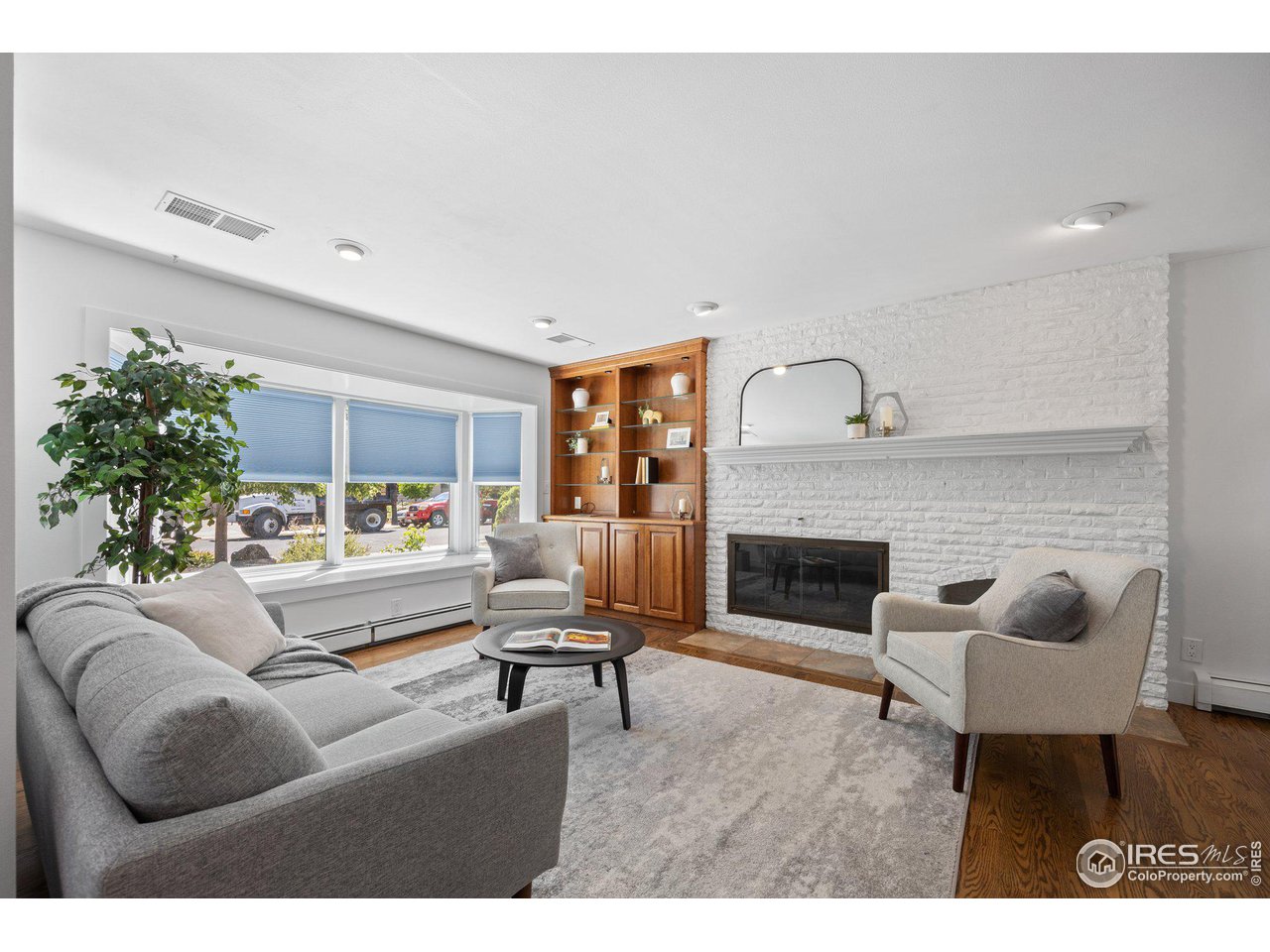 861 Cypress Dr