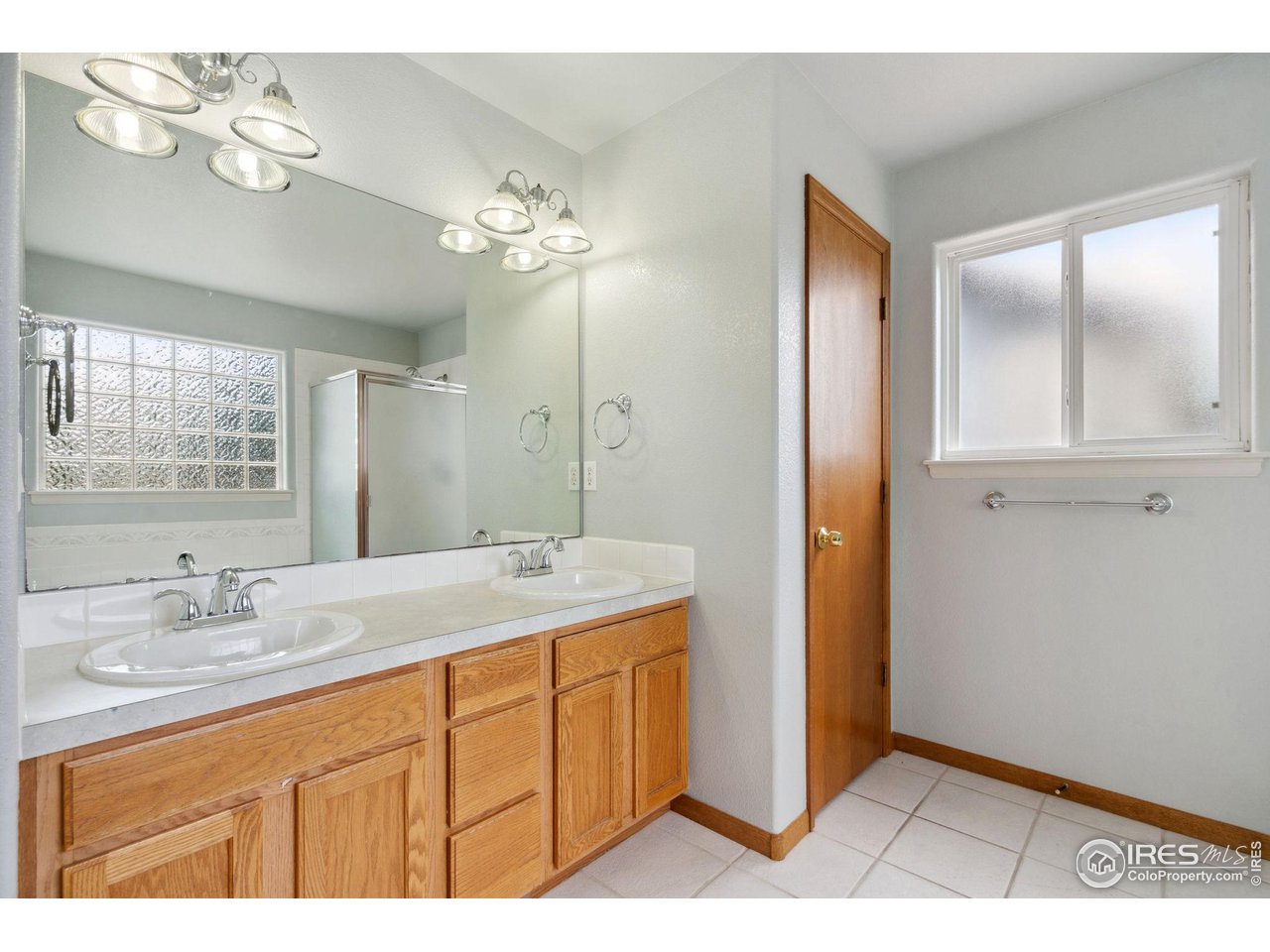 4020 Rockvale Dr