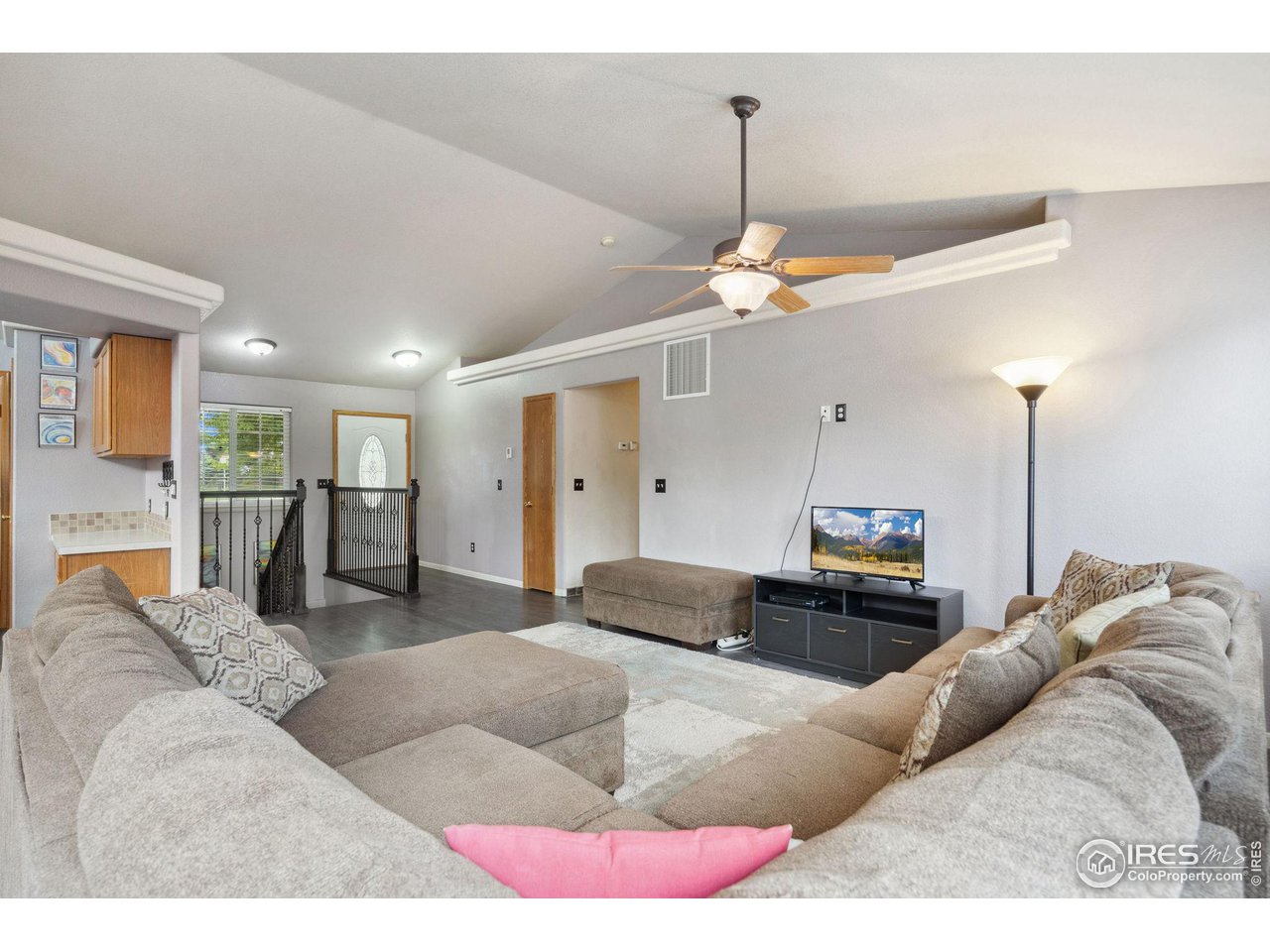 4020 Rockvale Dr
