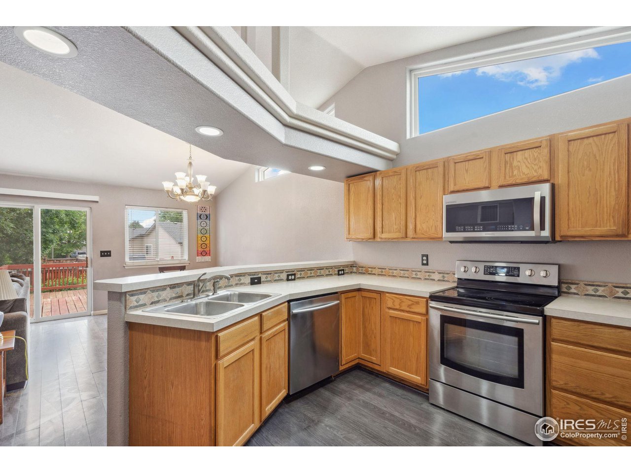 4020 Rockvale Dr