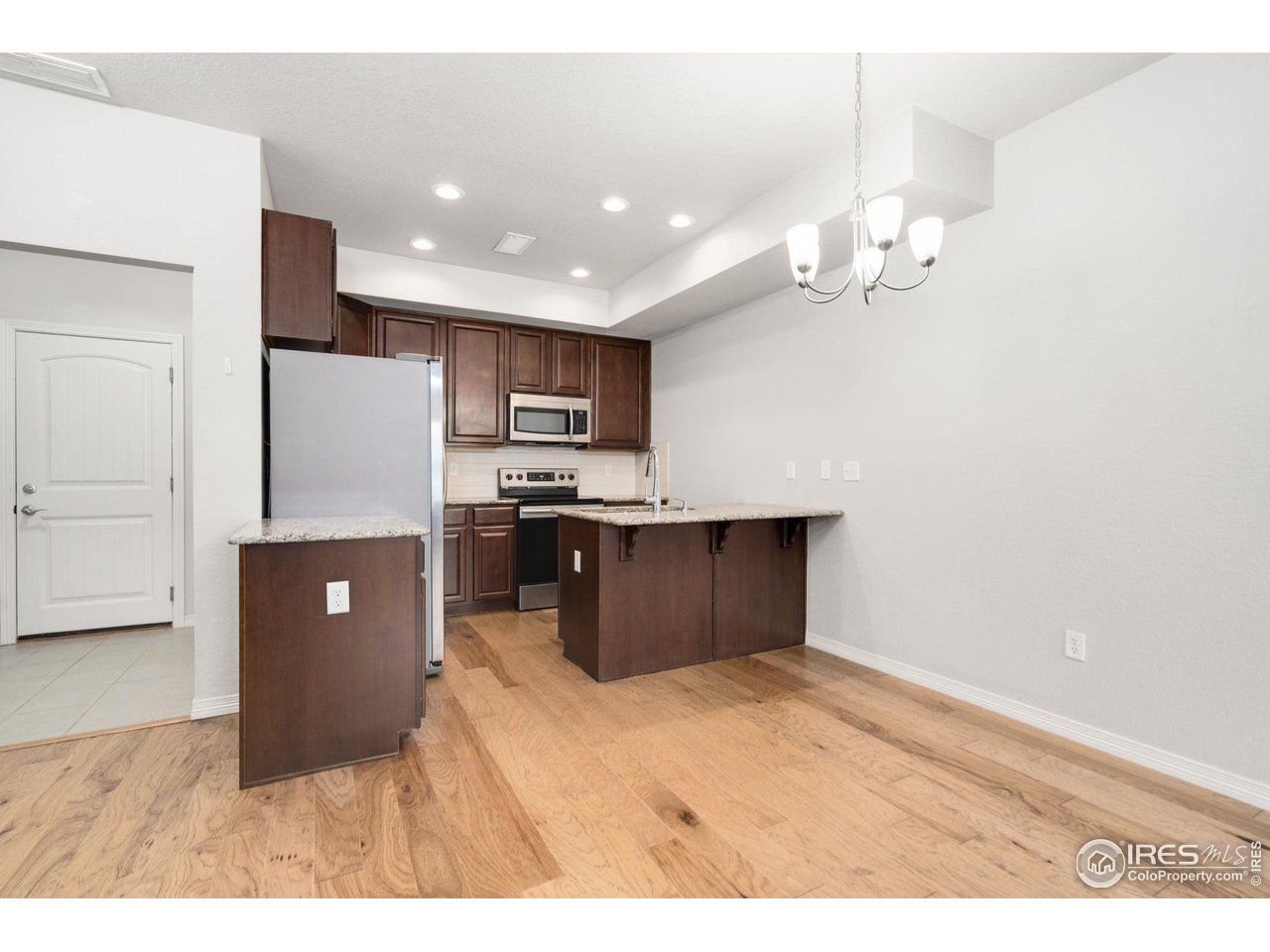 1691 Grand Ave 4