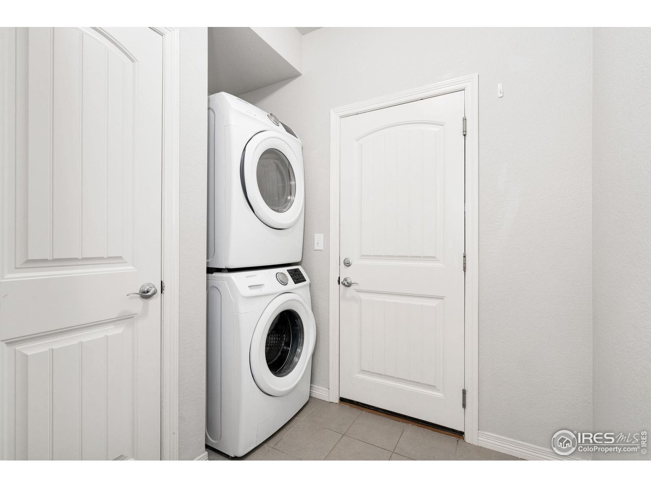 1691 Grand Ave 4