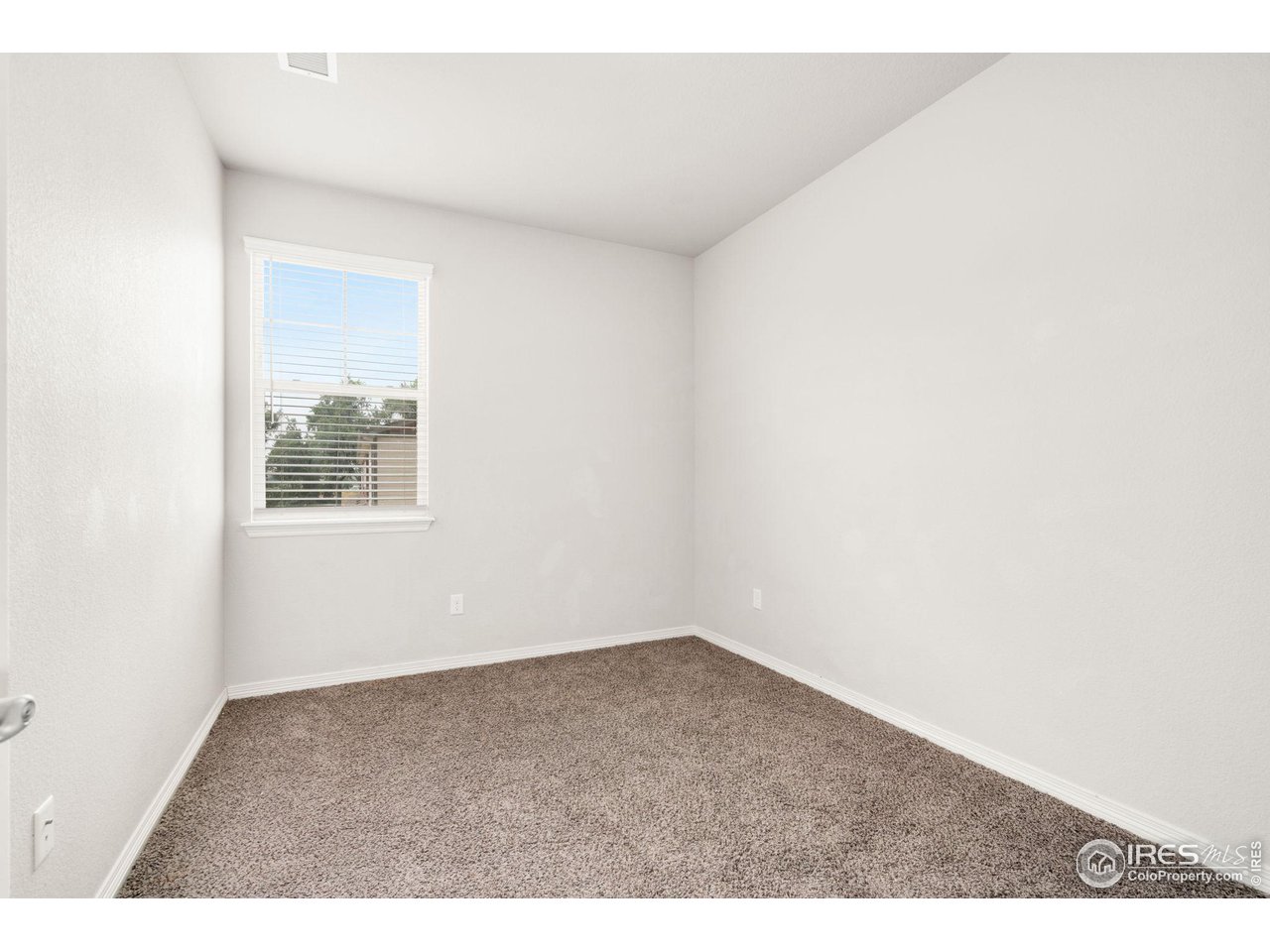 1691 Grand Ave 4