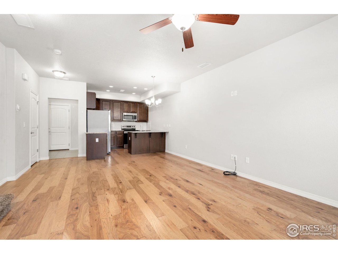 1691 Grand Ave 4