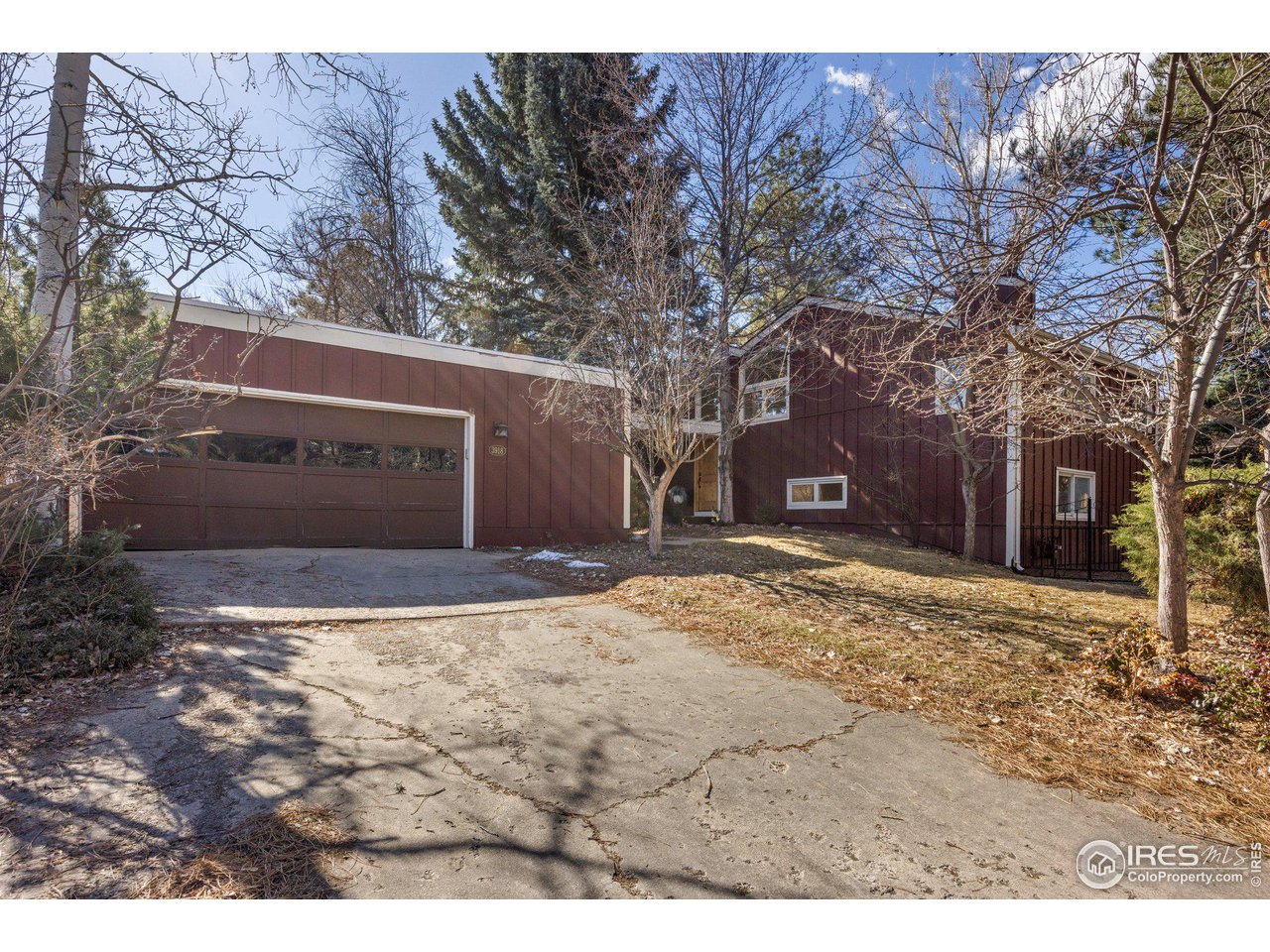 3918 Orchard Ct