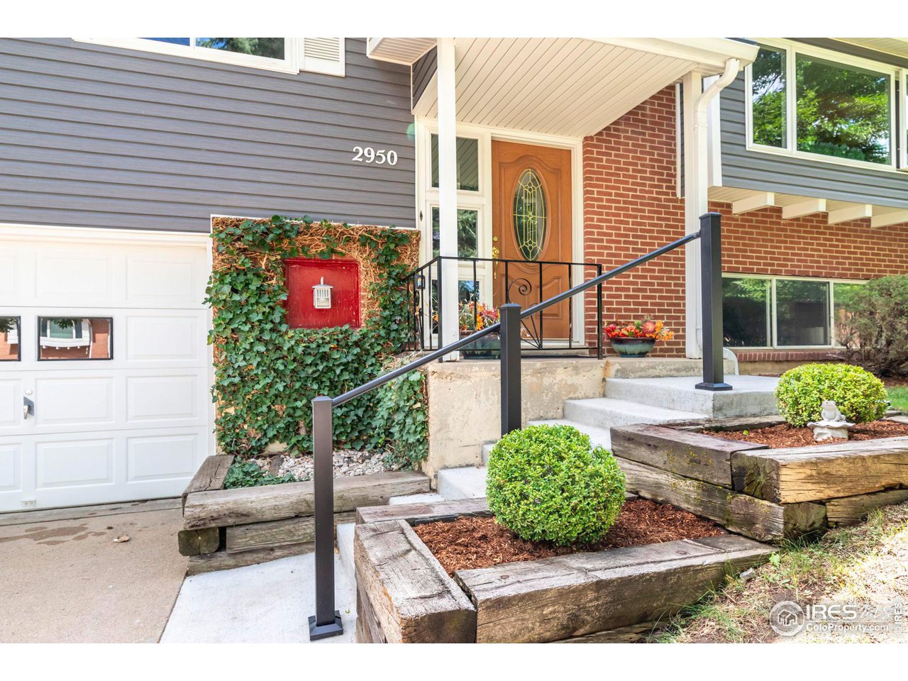 2950 Colby Dr