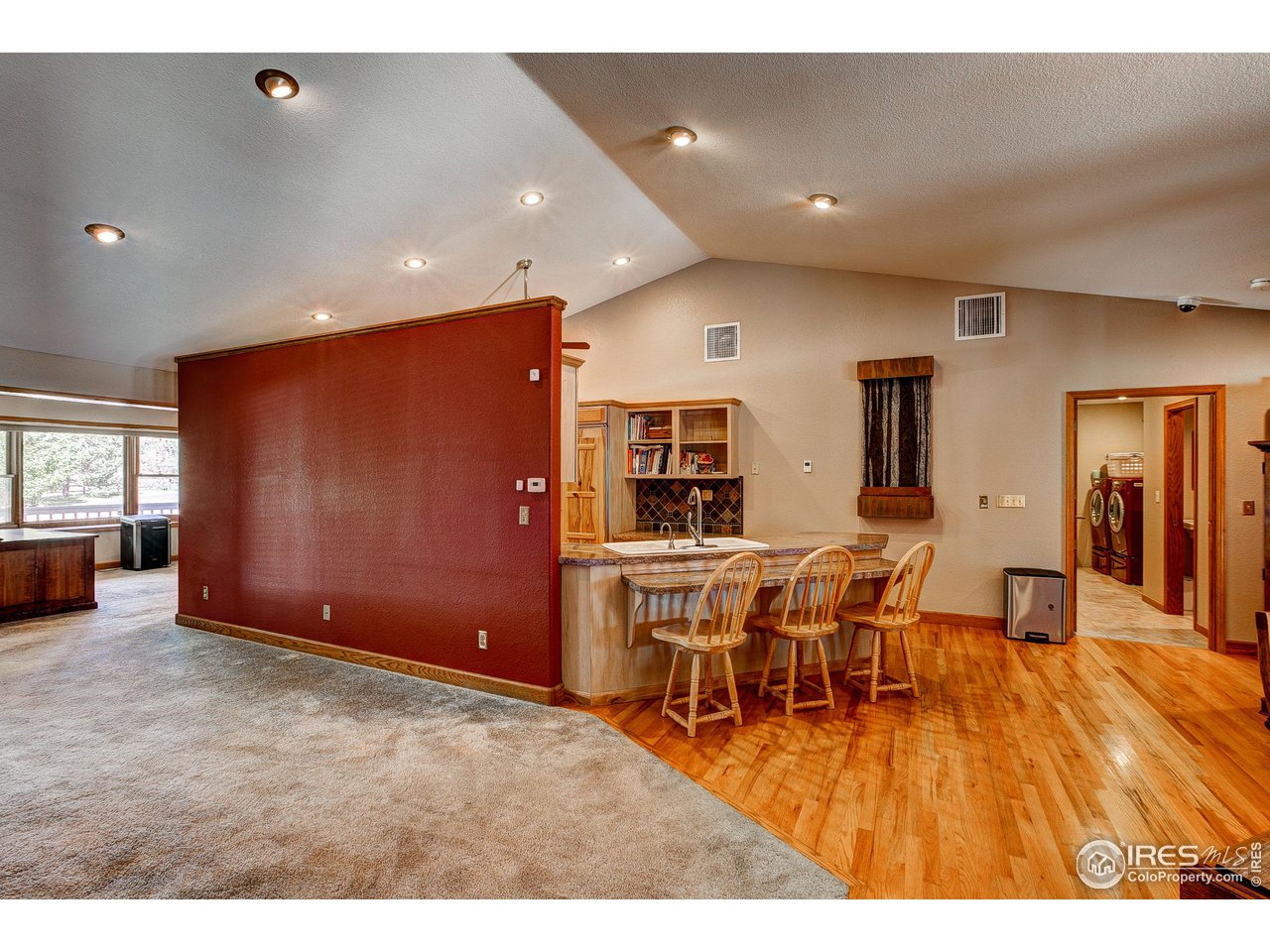 6221 Fox Den Rd