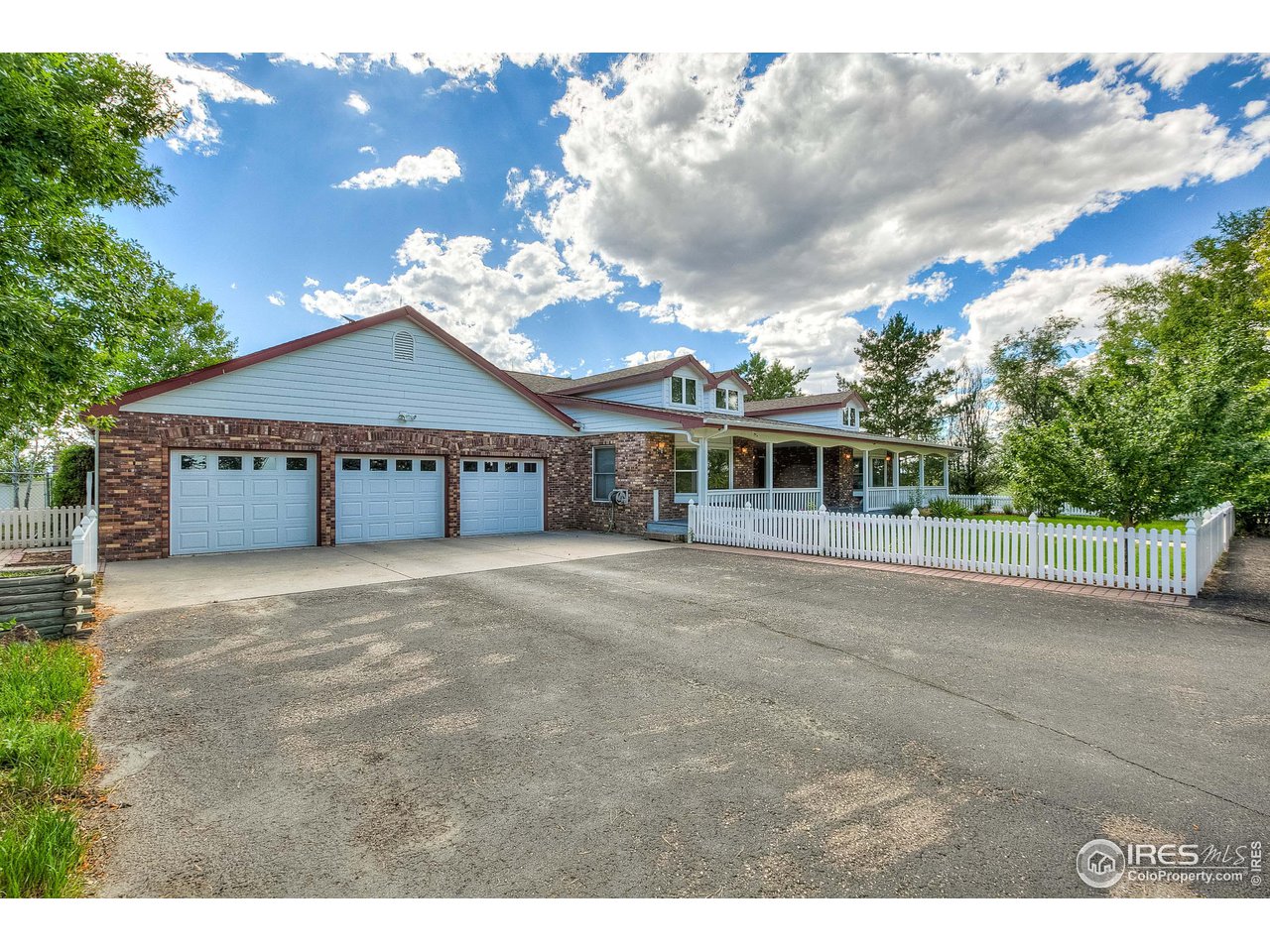 6221 Fox Den Rd