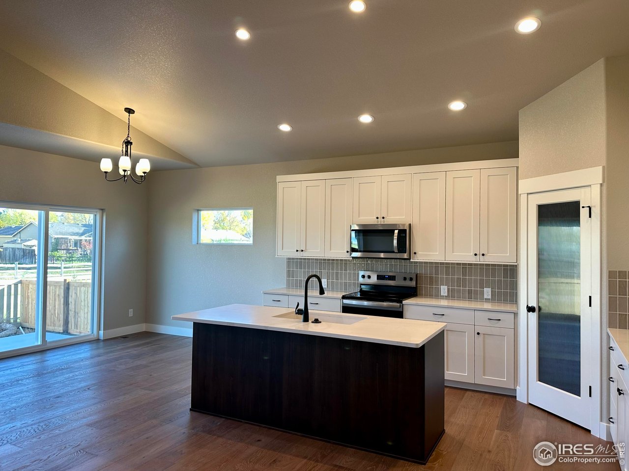 3274 Buffalo Grass Ln