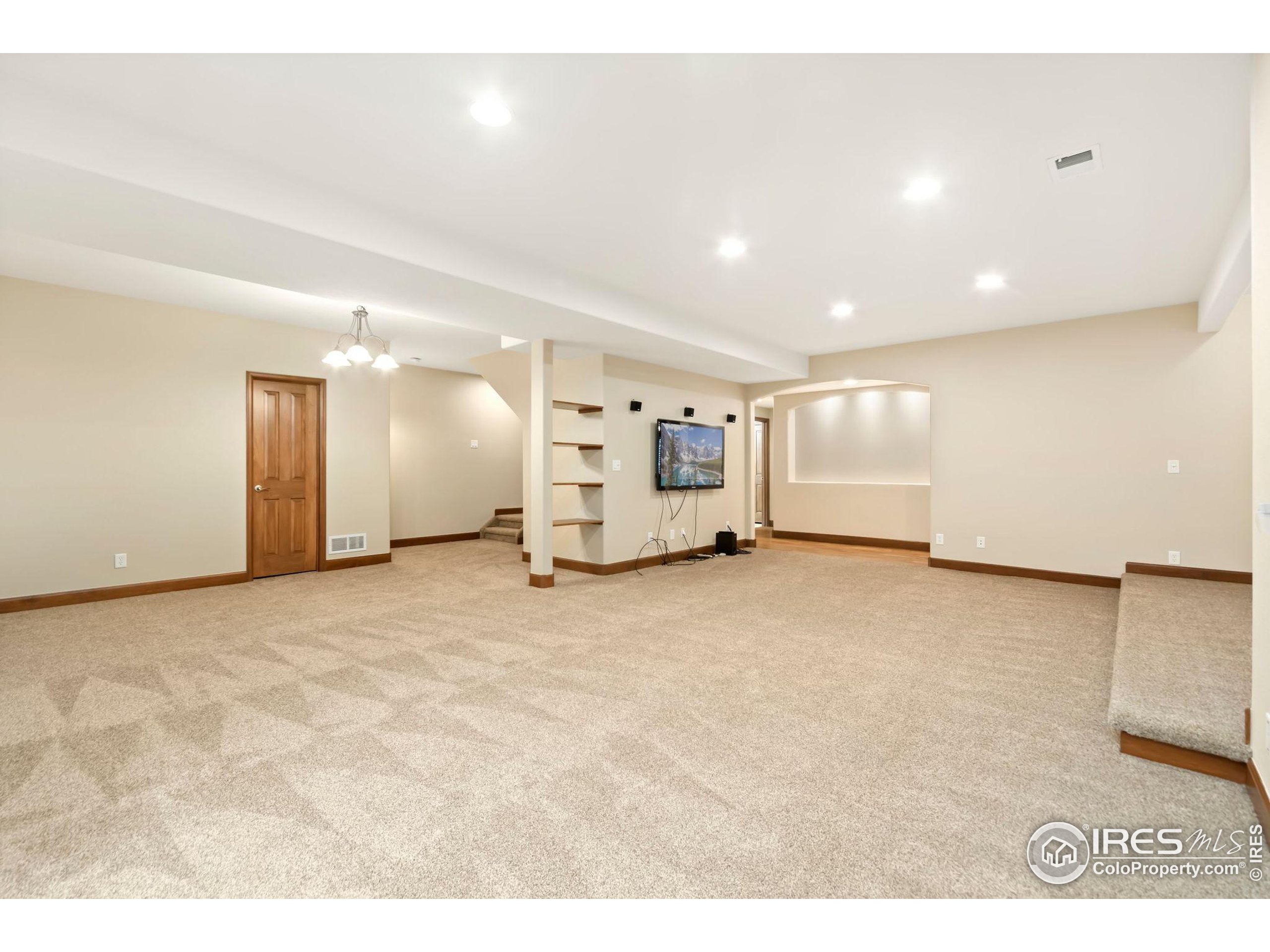 8209 Spinnaker Bay Dr