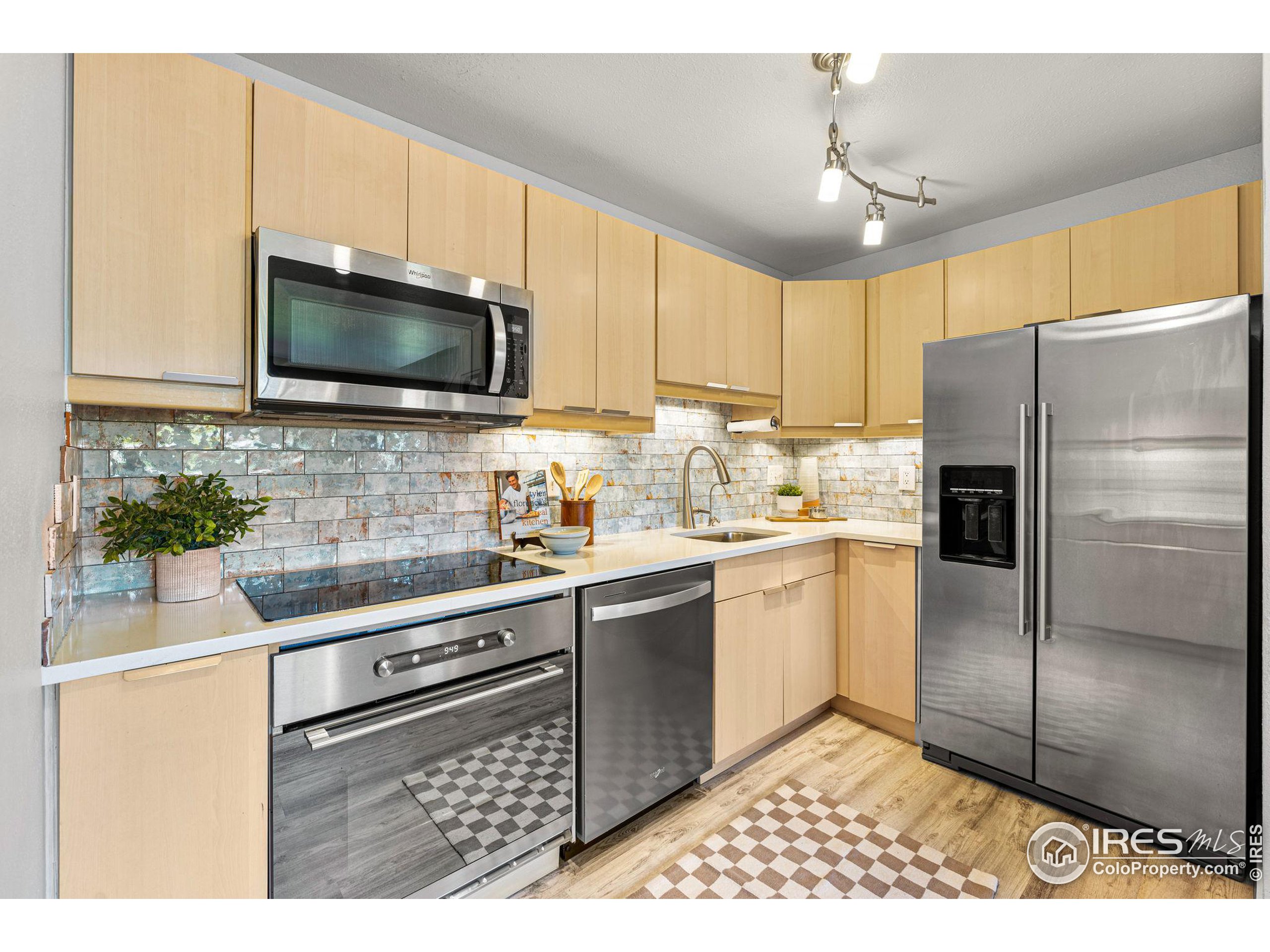 3755 Birchwood Dr 46