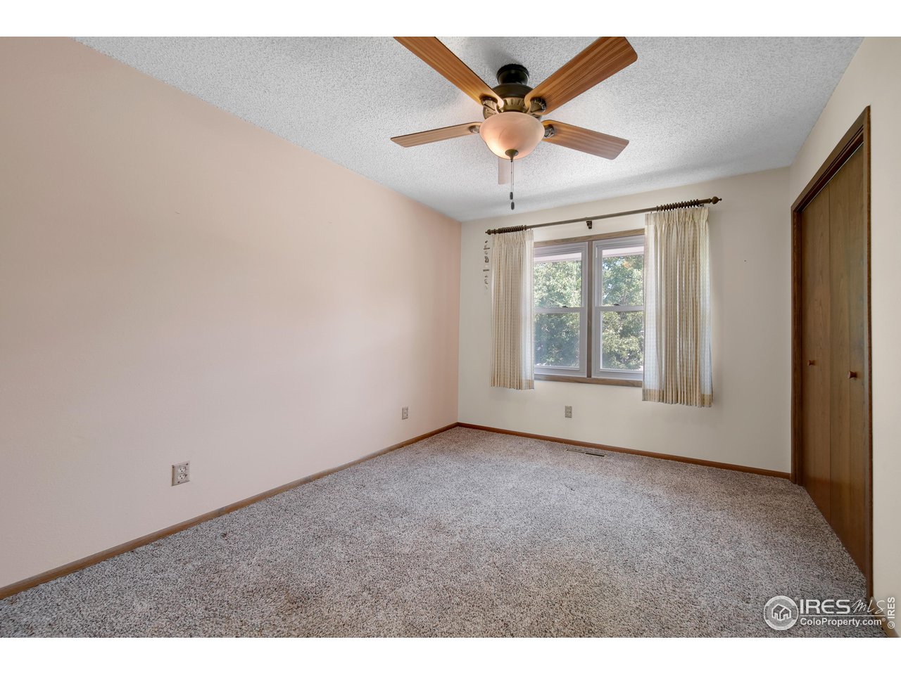 616 W Kiowa Ave