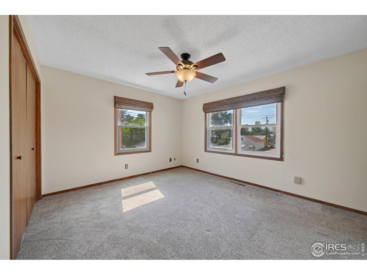 616 W Kiowa Ave