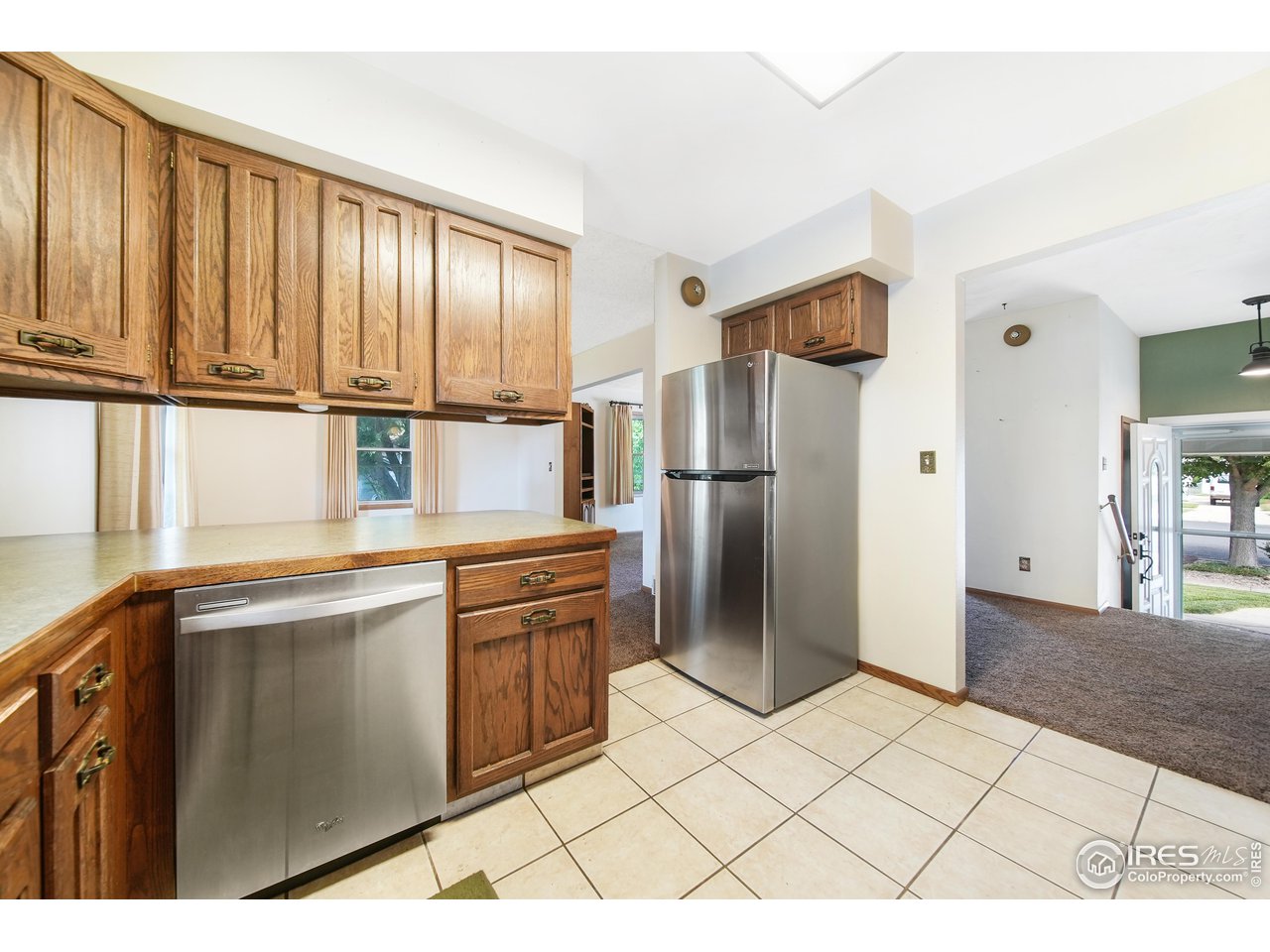 616 W Kiowa Ave