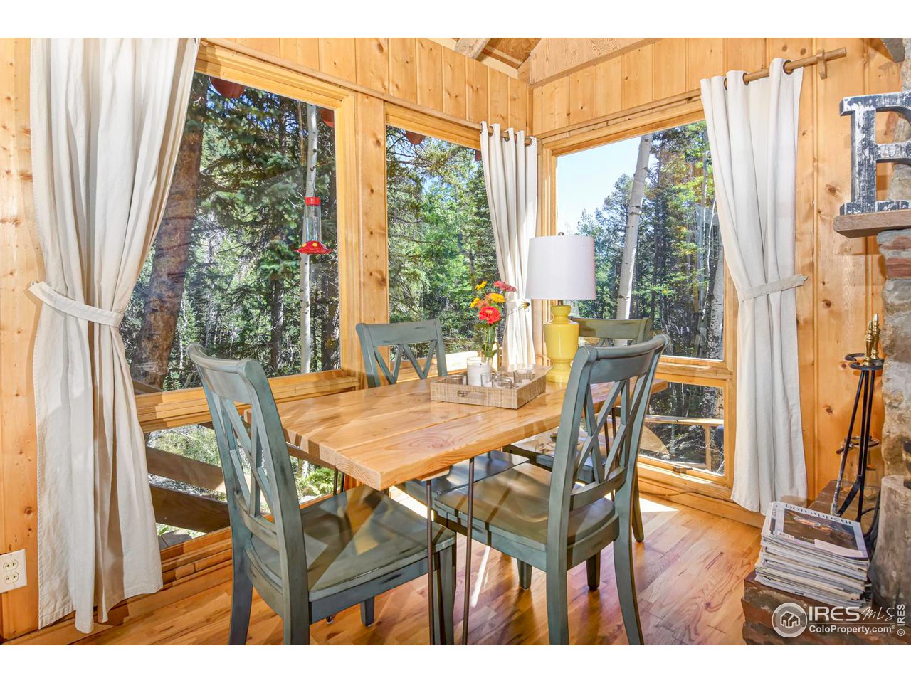 349 Peaceful Valley Rd