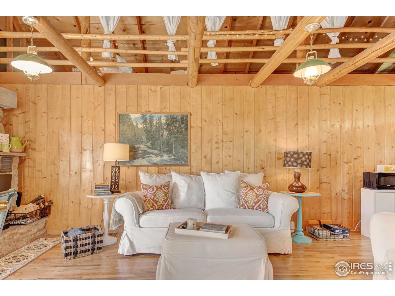 349 Peaceful Valley Rd