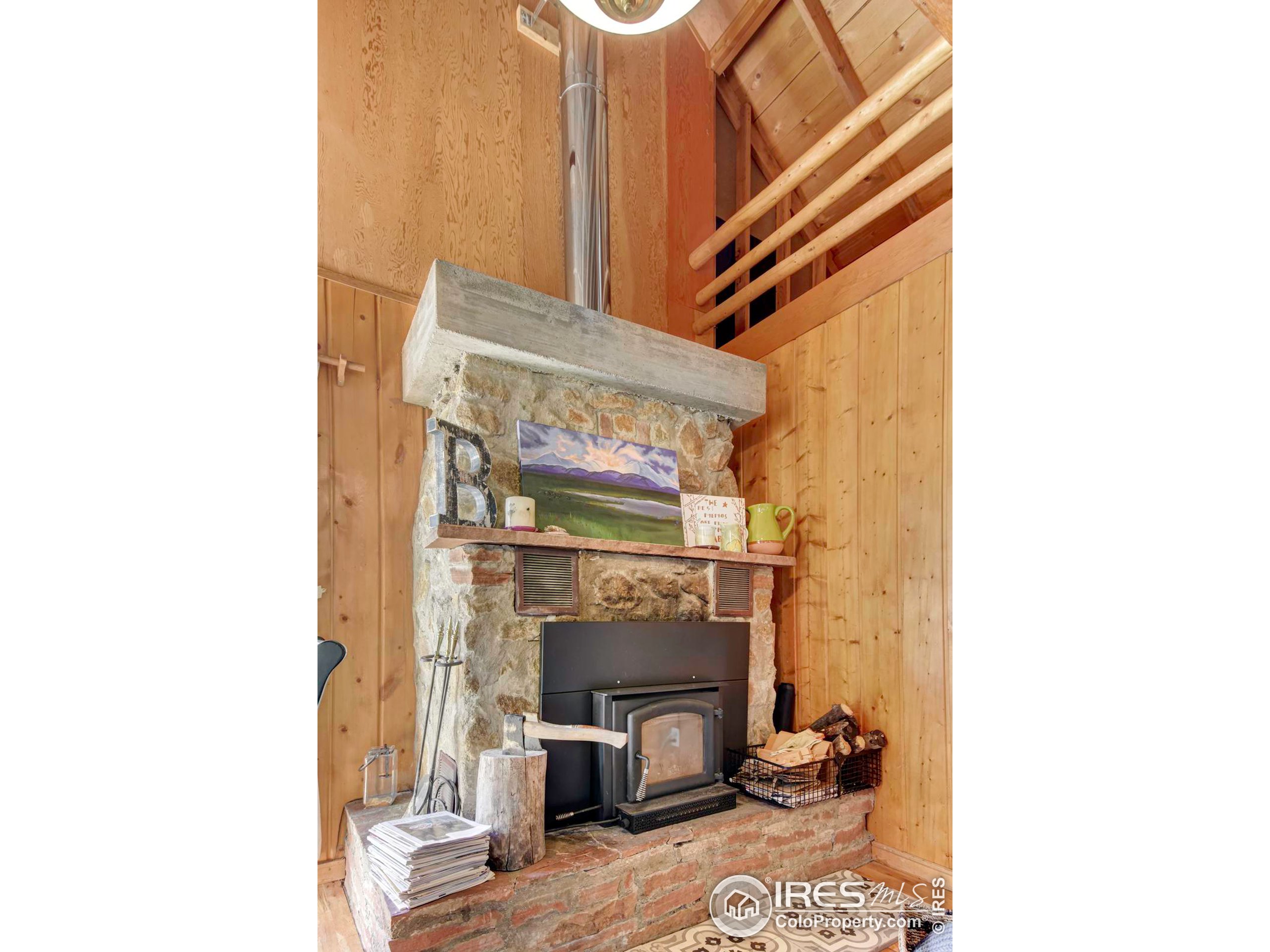 349 Peaceful Valley Rd