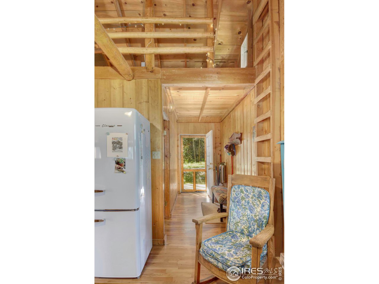 349 Peaceful Valley Rd