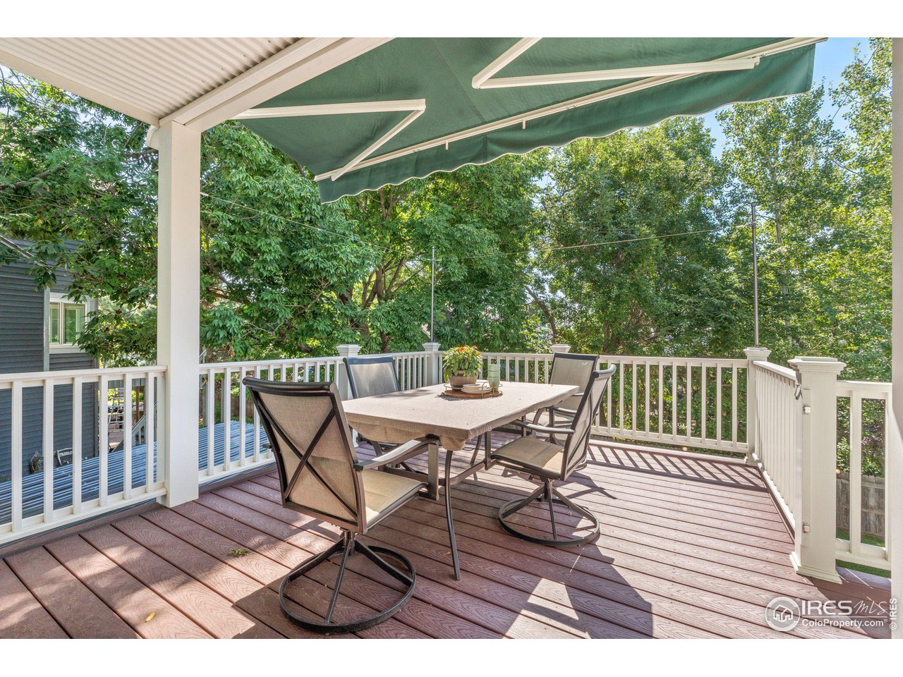 650 Columbine Ct