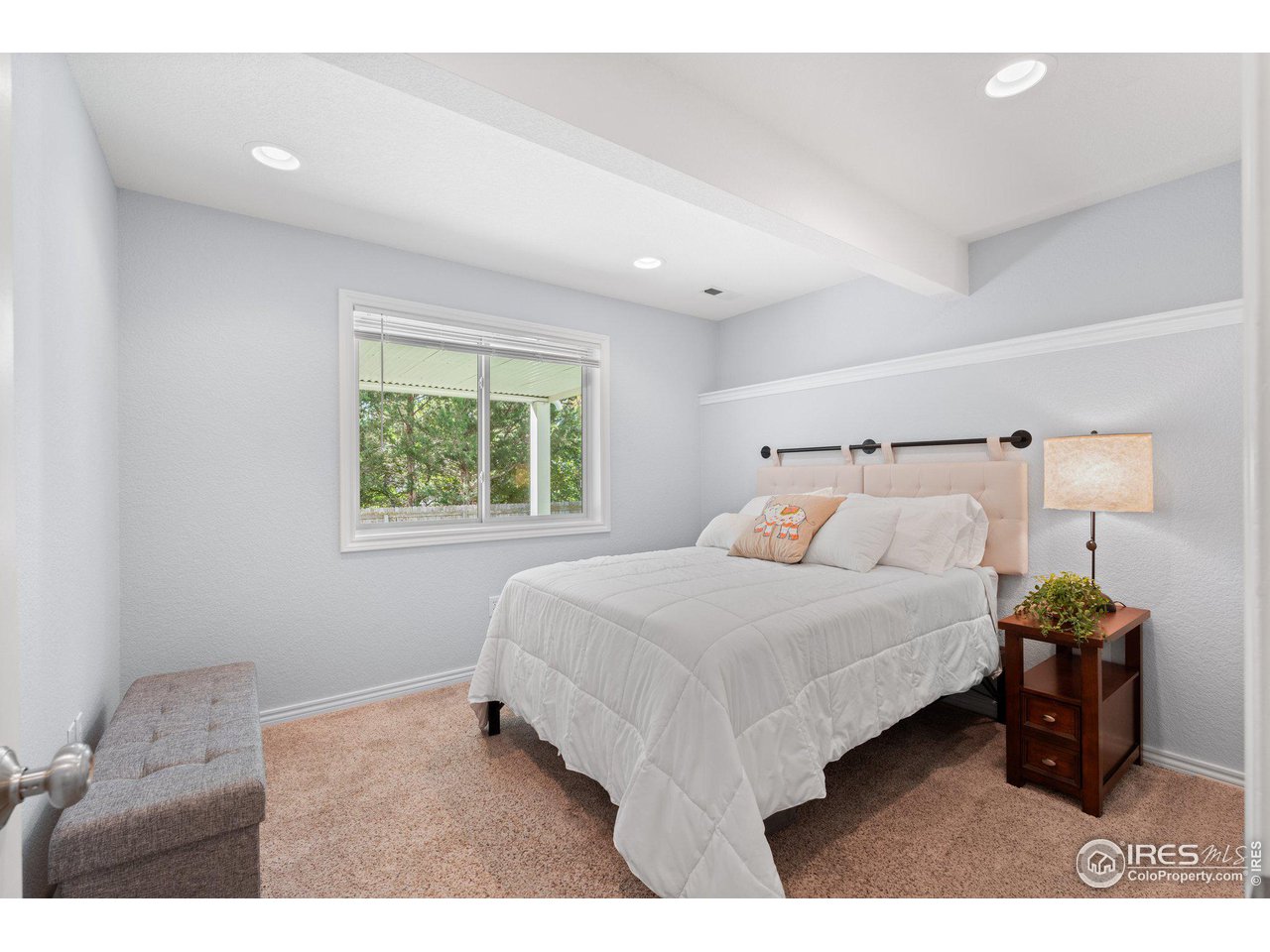 650 Columbine Ct