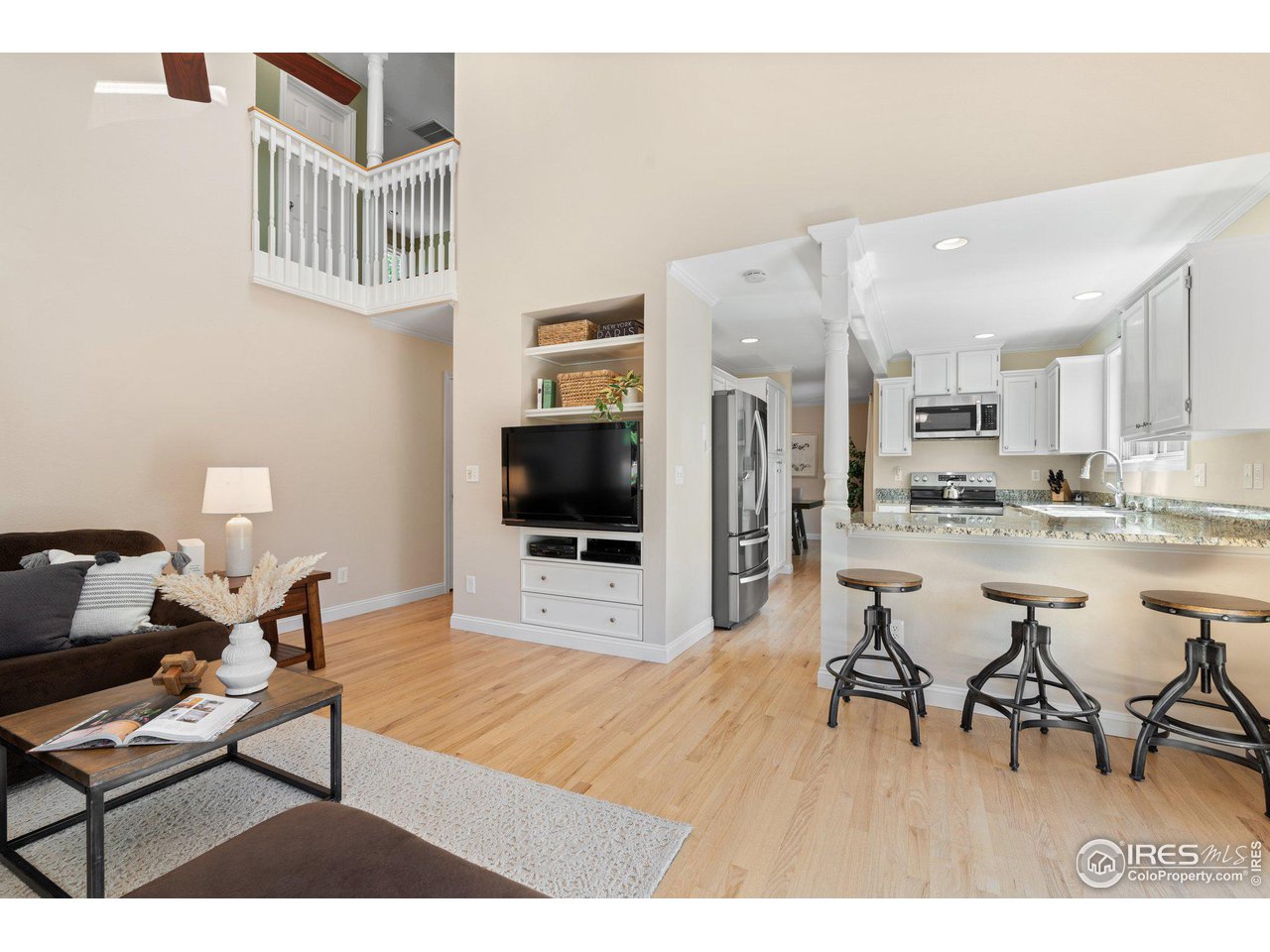 650 Columbine Ct