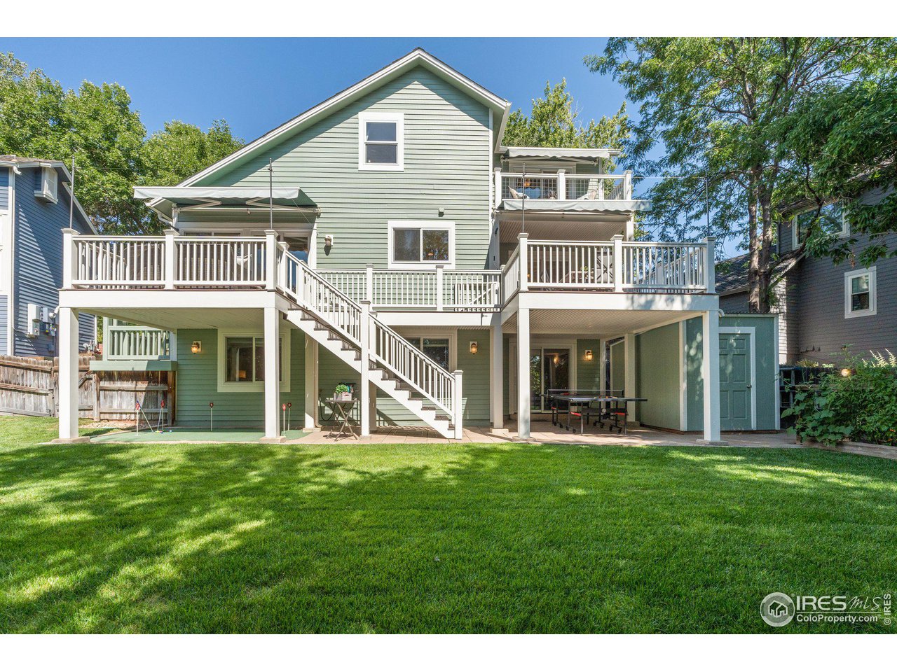 650 Columbine Ct