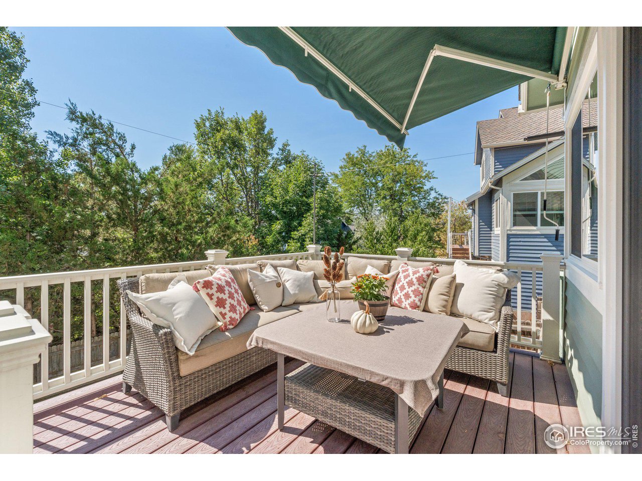 650 Columbine Ct