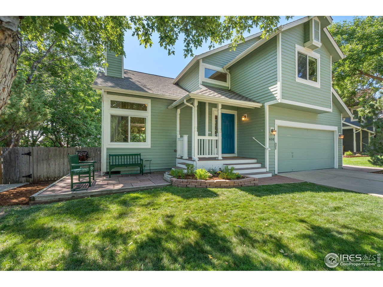 650 Columbine Ct