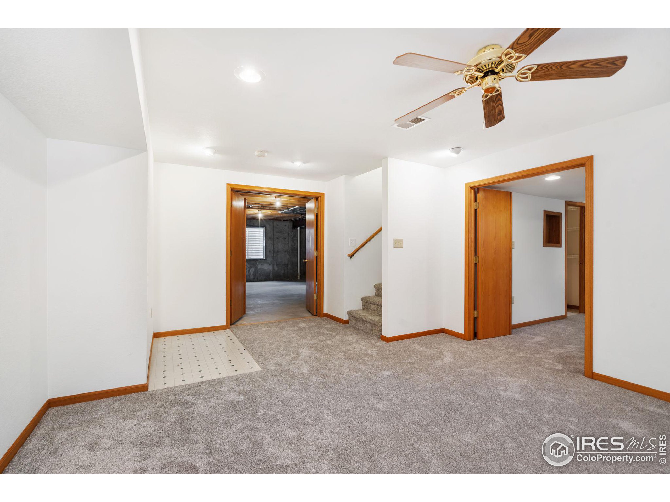 1300 Redwood Dr