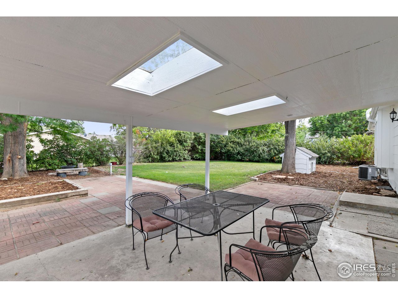 1110 Jennifer Drive
